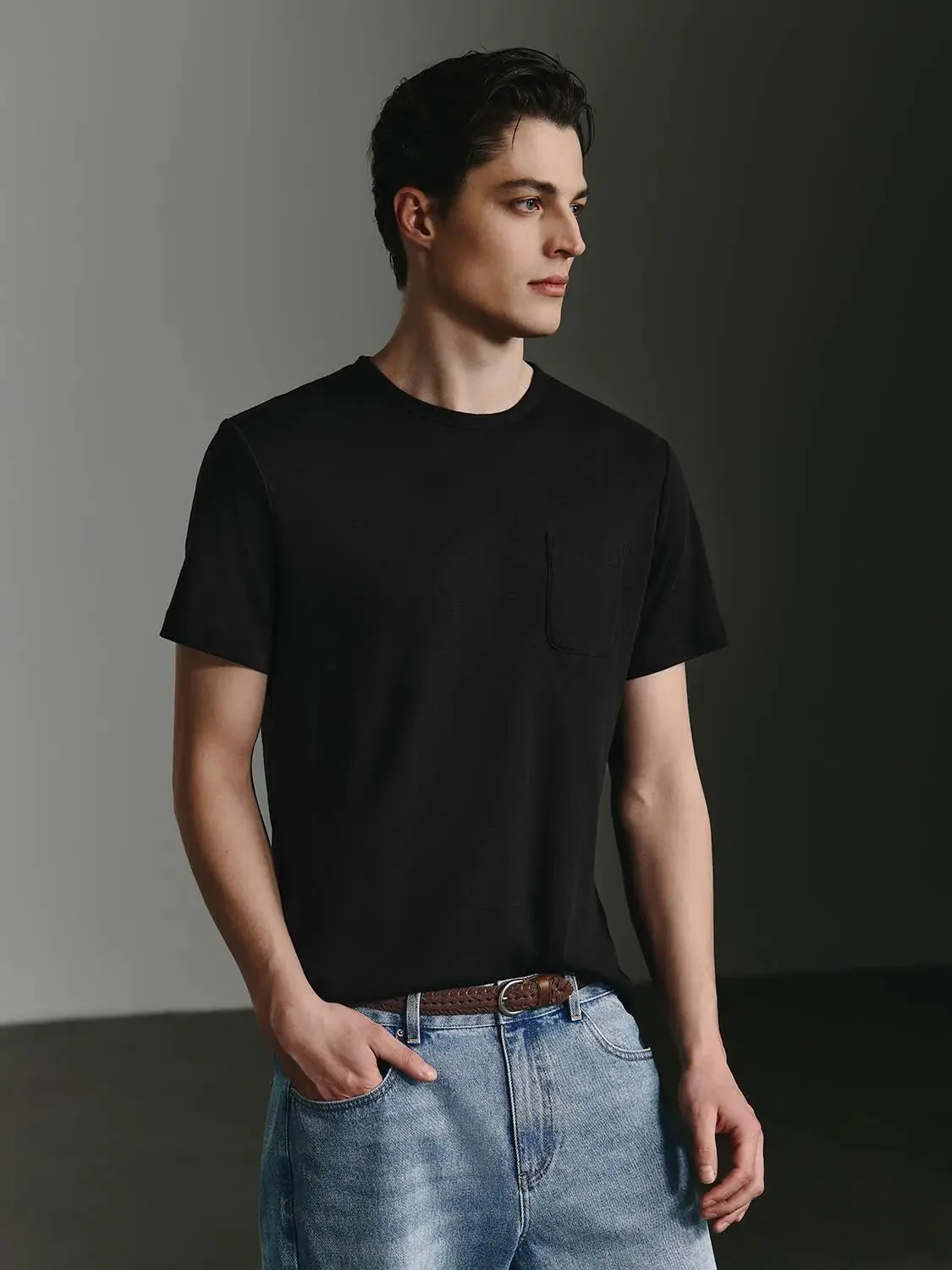 6660-cotton-linen-blend-pocket-t-shirts-with-subtle-stretch-9.webp Cotton Linen Blend Pocket T-Shirts With Subtle Stretch