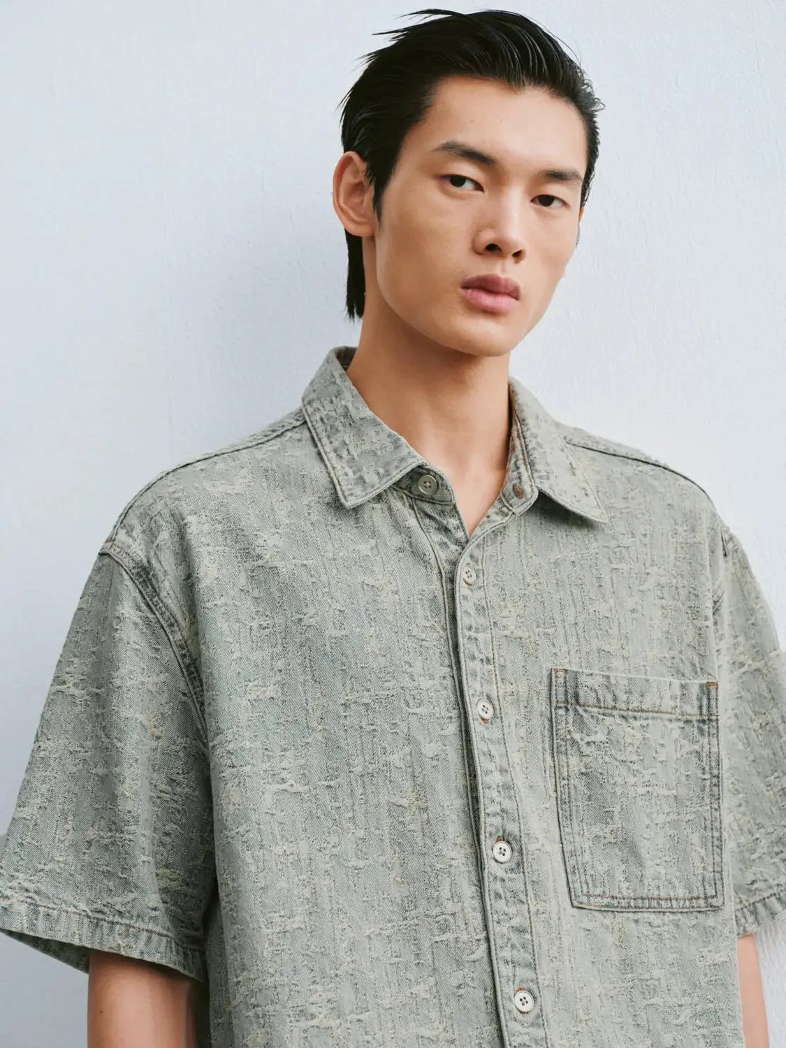 6699-short-sleeve-chest-pocket-denim-shirts-3.webp Short Sleeve Chest Pocket Denim Shirts