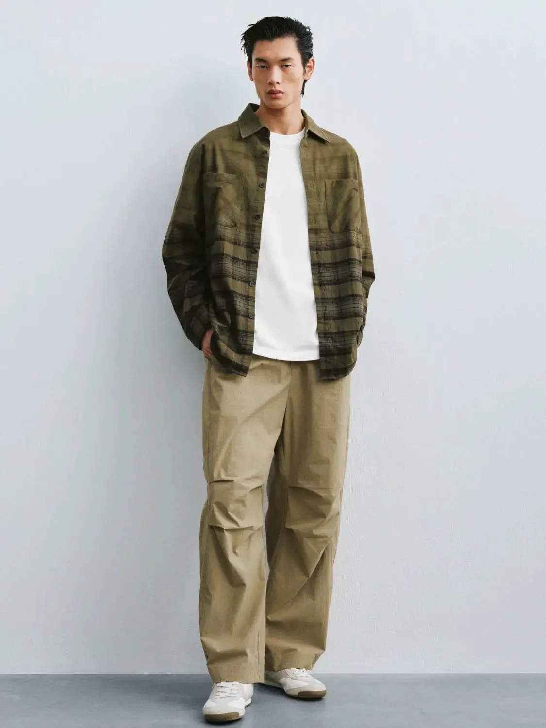 Cotton Elastane Cargo Pockets Relaxed Fit Barrel Leg Pants