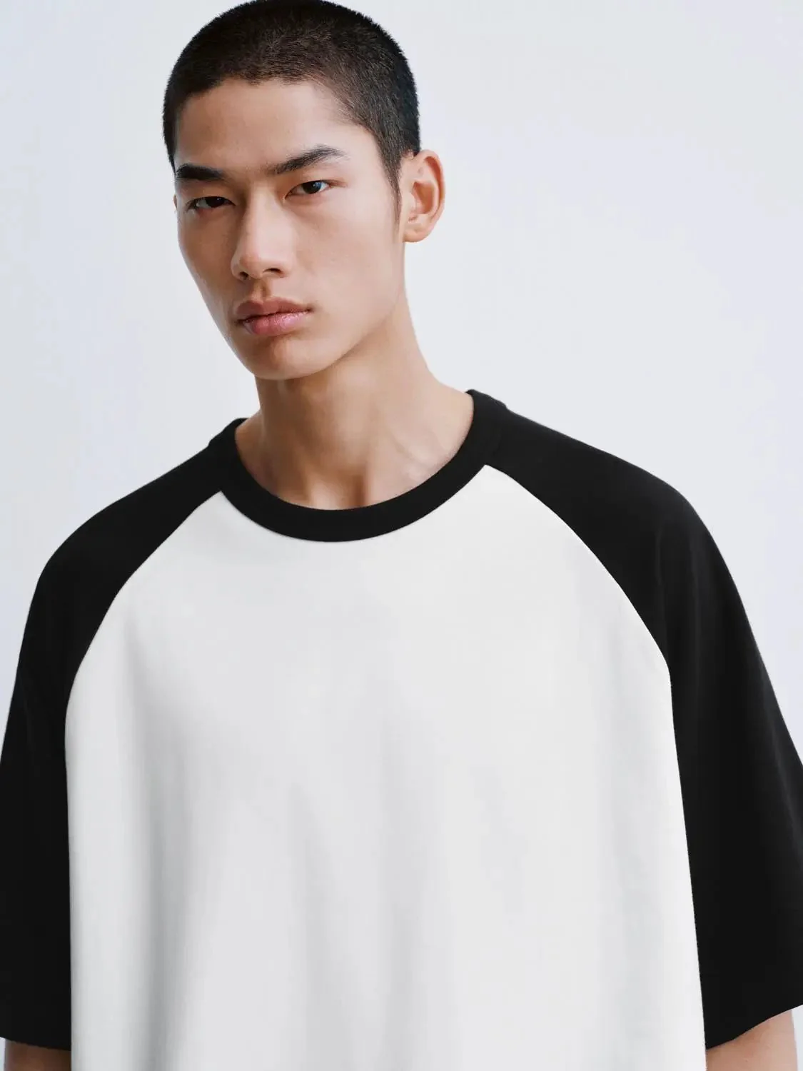 6738-cotton-blend-raglan-sleeve-contrast-t-shirts-11.webp Cotton Blend Raglan Sleeve Contrast T-Shirts