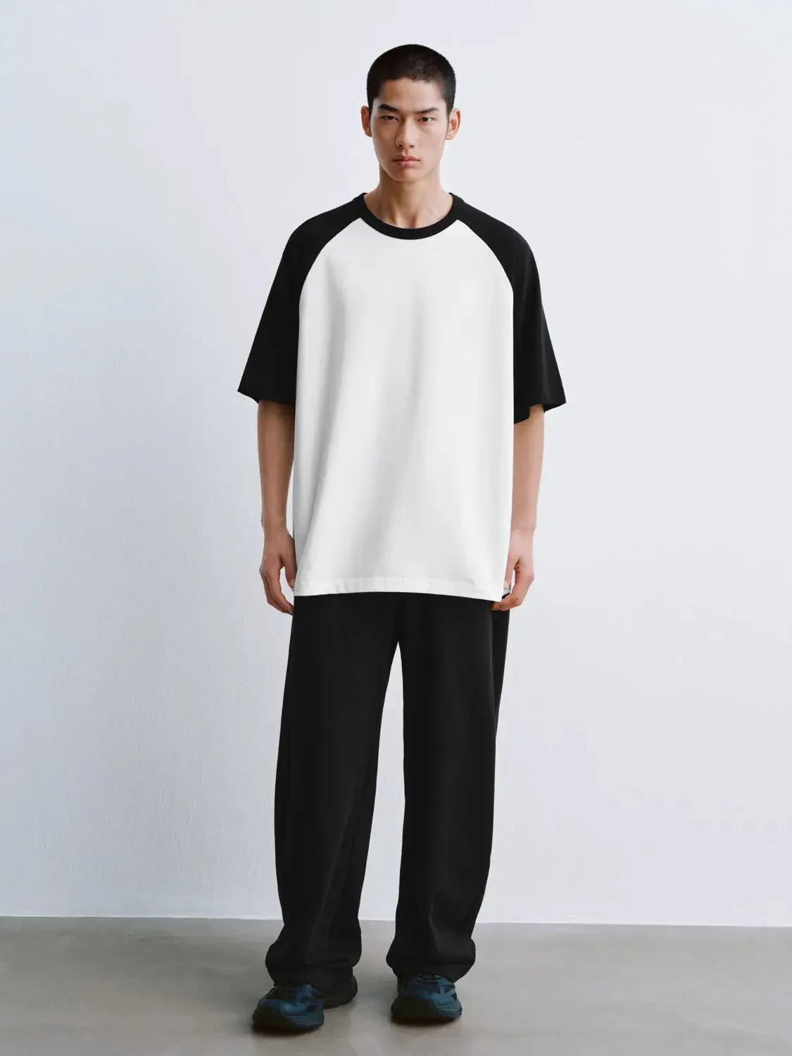 6738-cotton-blend-raglan-sleeve-contrast-t-shirts-13.webp Cotton Blend Raglan Sleeve Contrast T-Shirts