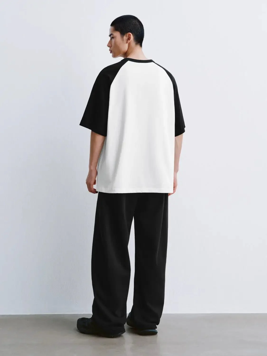 6738-cotton-blend-raglan-sleeve-contrast-t-shirts-14.webp Cotton Blend Raglan Sleeve Contrast T-Shirts
