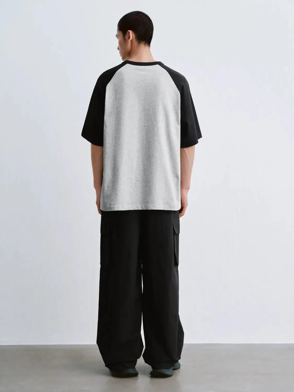 6738-cotton-blend-raglan-sleeve-contrast-t-shirts-6.webp Cotton Blend Raglan Sleeve Contrast T-Shirts