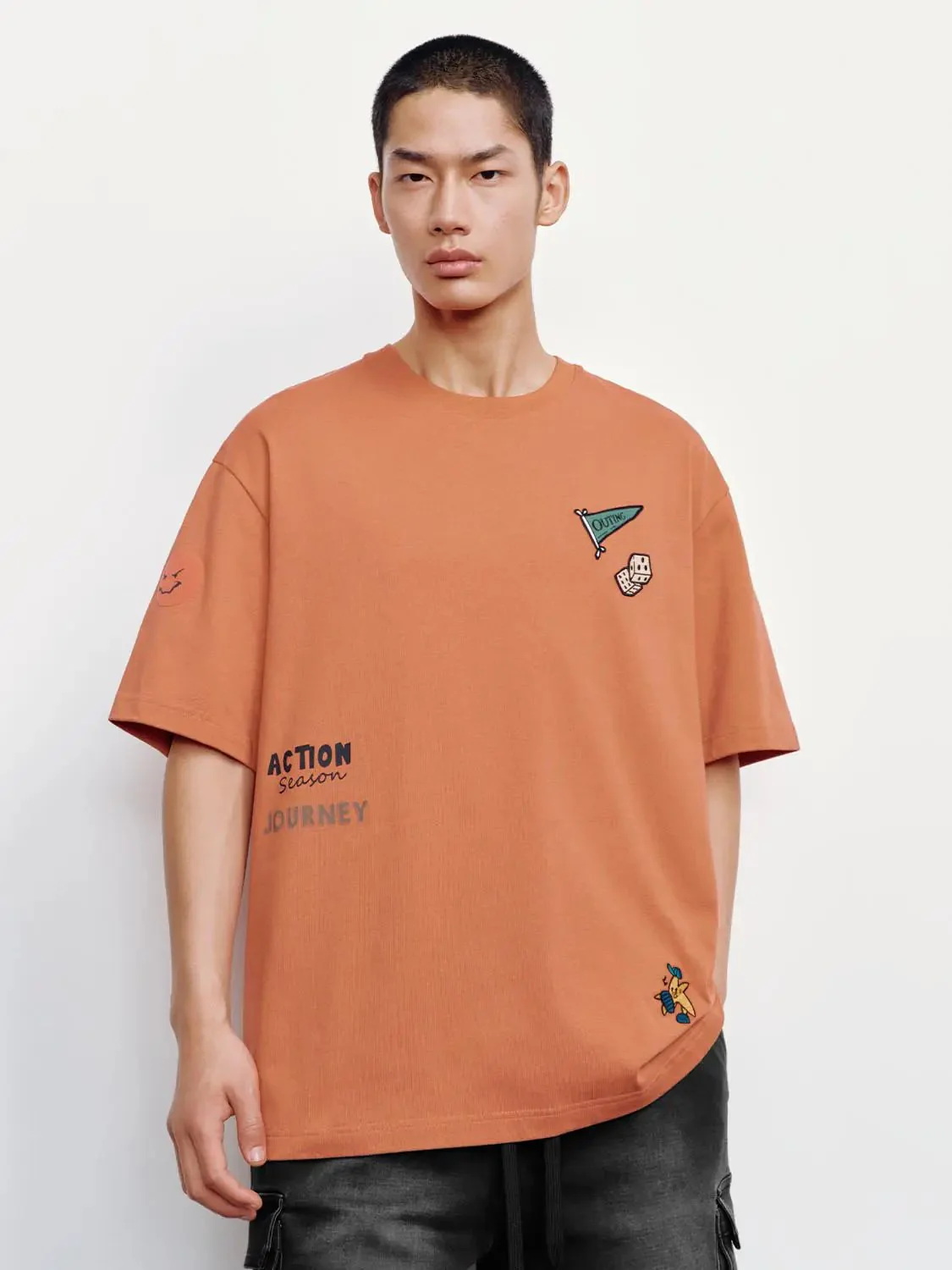 6783-cotton-embroidered-print-crew-neck-t-shirts-1.webp Cotton Embroidered Print Crew Neck T-Shirts