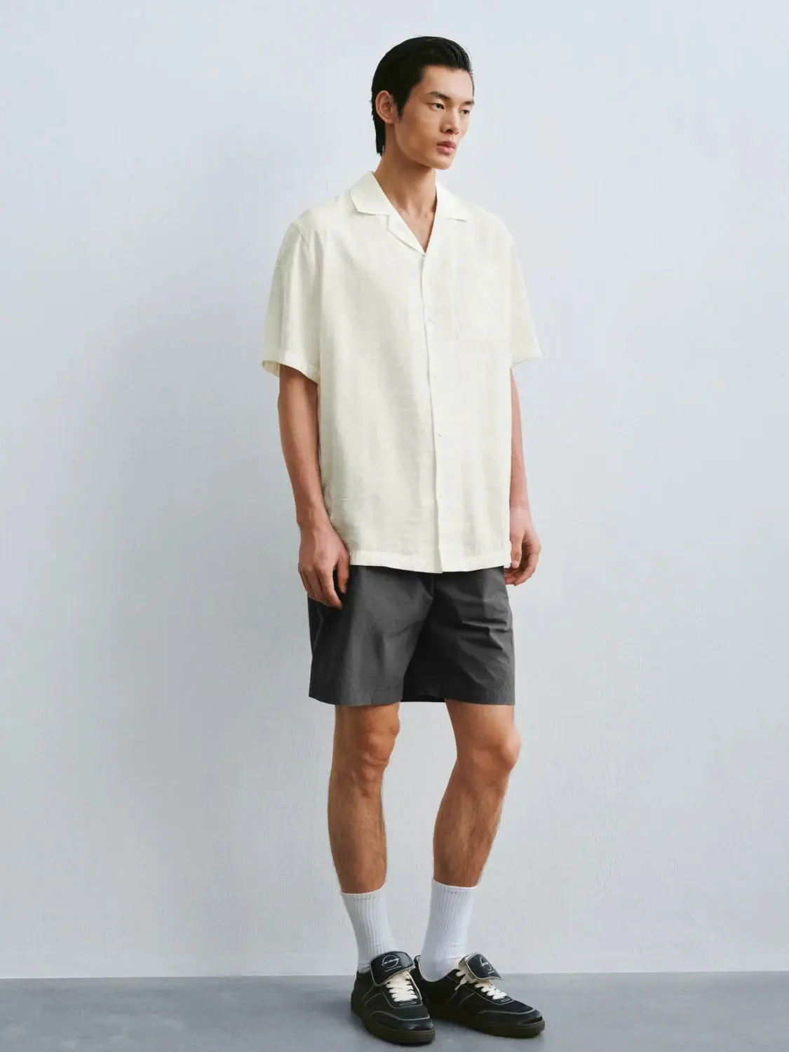 6789-olive-linen-button-front-short-sleeve-shirts-21.webp Olive Linen Button Front Short Sleeve Shirts