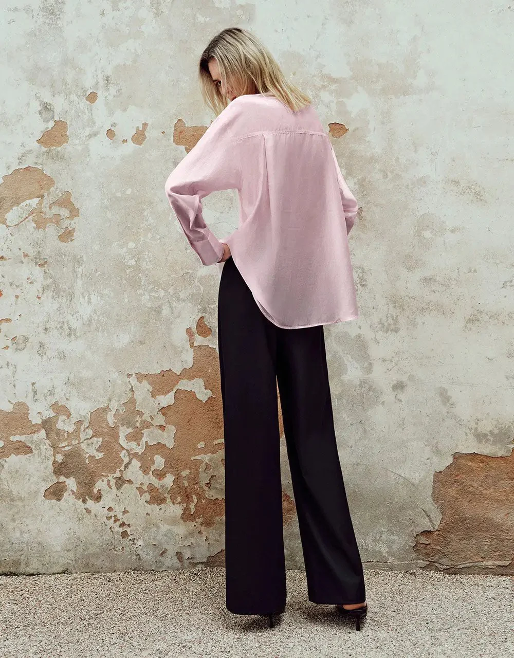 687-lyocell-button-up-with-straight-silhouette-shirt-22.webp Lyocell Button Up With Straight Silhouette Shirt
