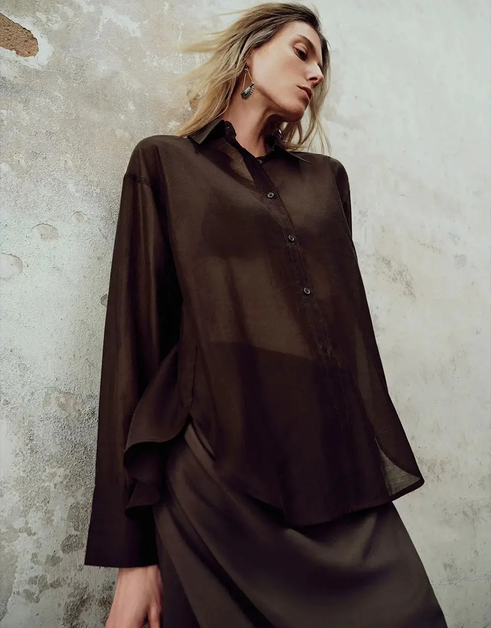 687-lyocell-button-up-with-straight-silhouette-shirt-3.webp Lyocell Button Up With Straight Silhouette Shirt