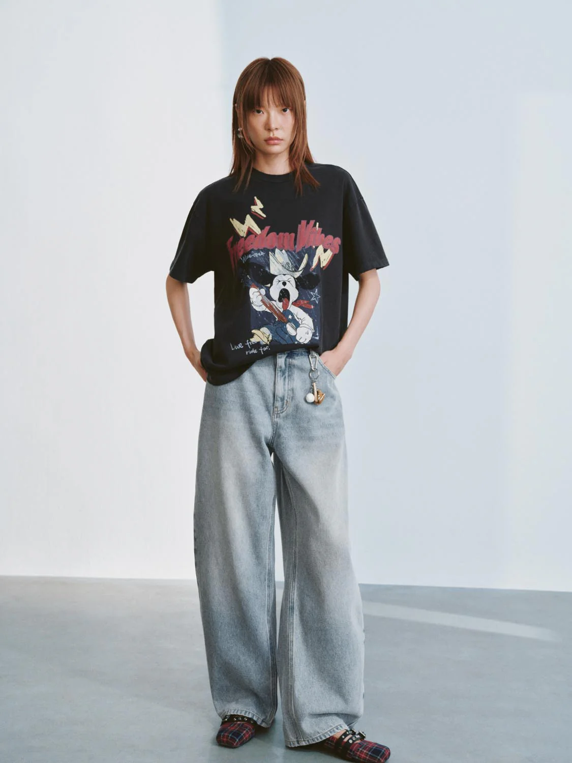 Washed Barrel Leg Jeans