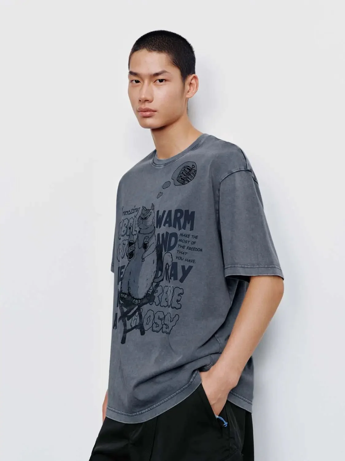 6892-cotton-printed-cat-graphic-vintage-t-shirt-2.webp Cotton Printed Cat Graphic Vintage T Shirt