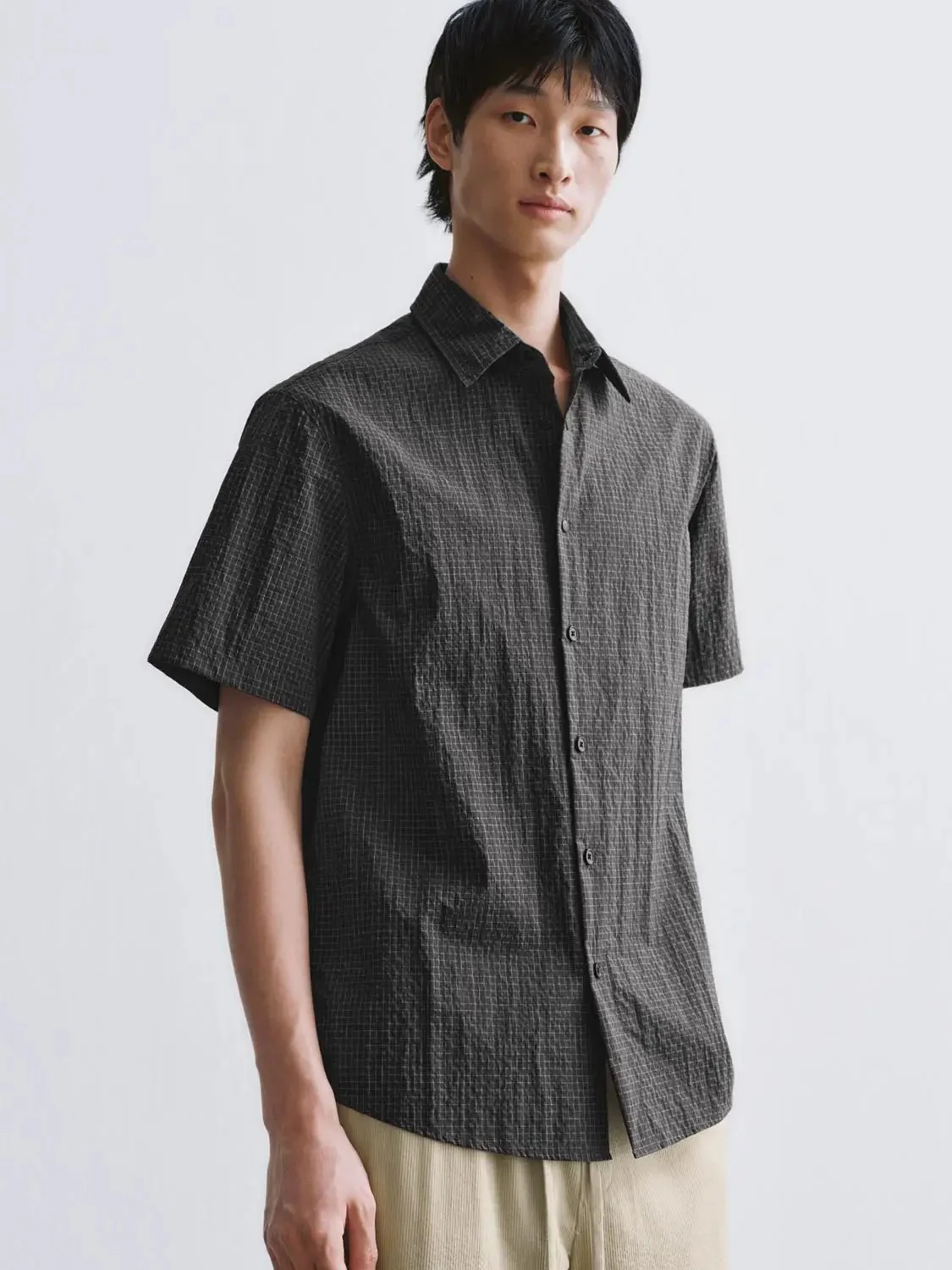 6991-short-sleeve-check-shirts-2.webp Short Sleeve Check Shirts