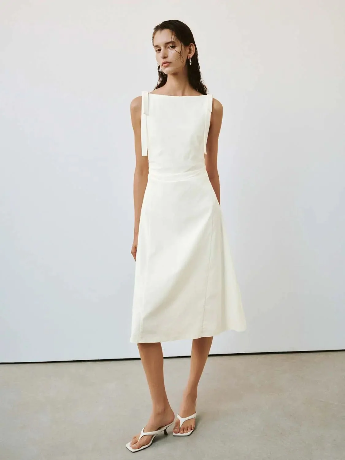 70-viscose-blend-sleeveless-nipped-waist-a-line-midi-dresses-9.webp Viscose Blend Sleeveless Nipped Waist A Line Midi Dresses