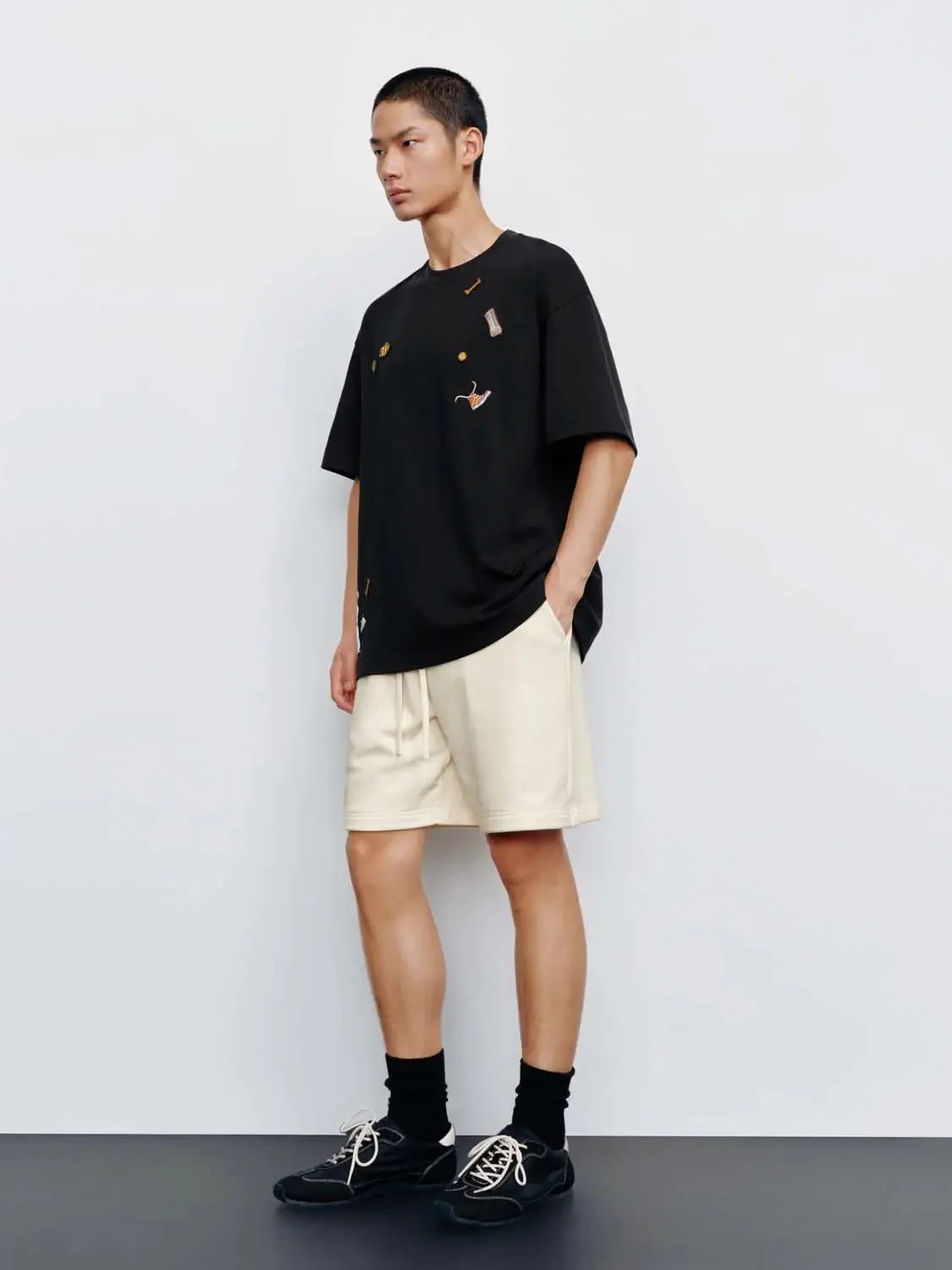 7046-embroidered-100-percent-cotton-motifs-t-shirt-4.webp Embroidered 100 Percent Cotton Motifs T Shirt