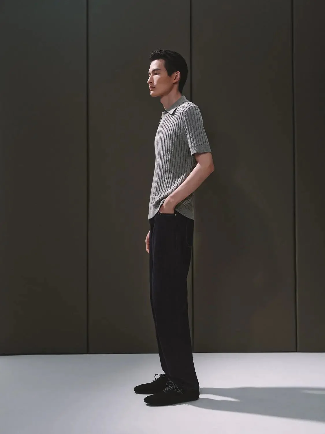 7058-polo-neck-cable-knitted-t-shirts-5.webp Polo Neck Cable Knitted T-Shirts
