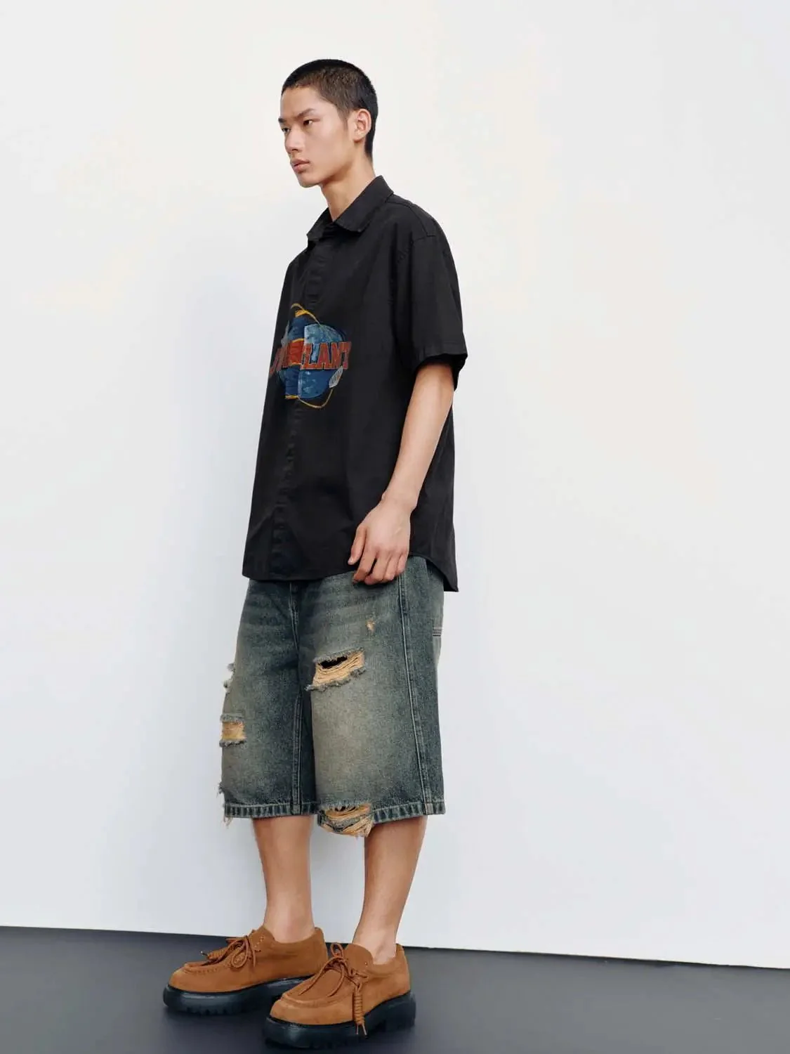 7071-printed-short-sleeve-shirts-4.webp Printed Short Sleeve Shirts