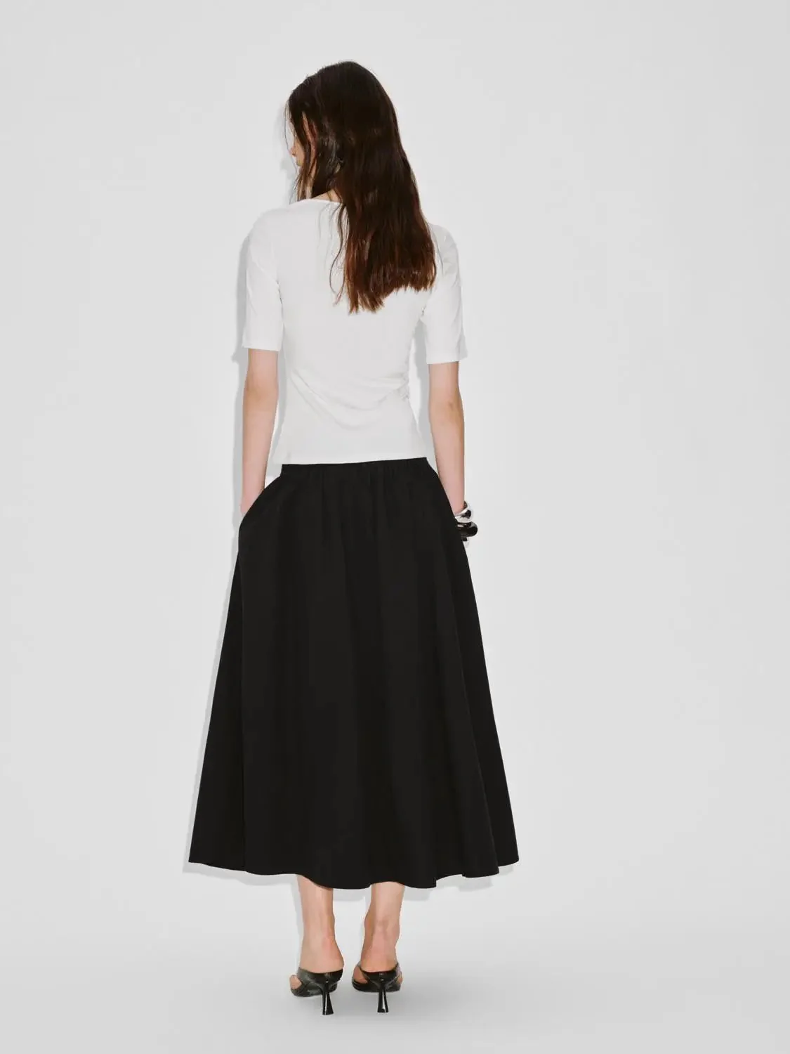 708-asymmetric-neck-ruched-viscose-cotton-t-shirt-22.webp Asymmetric Neck Ruched Viscose Cotton T Shirt