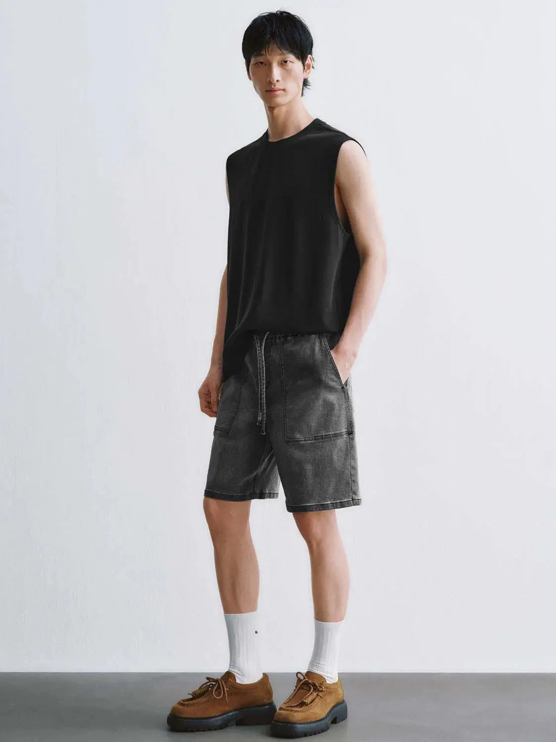7093-cotton-blend-rib-knit-crew-neck-tank-top-5.webp Cotton Blend Rib Knit Crew Neck Tank Top