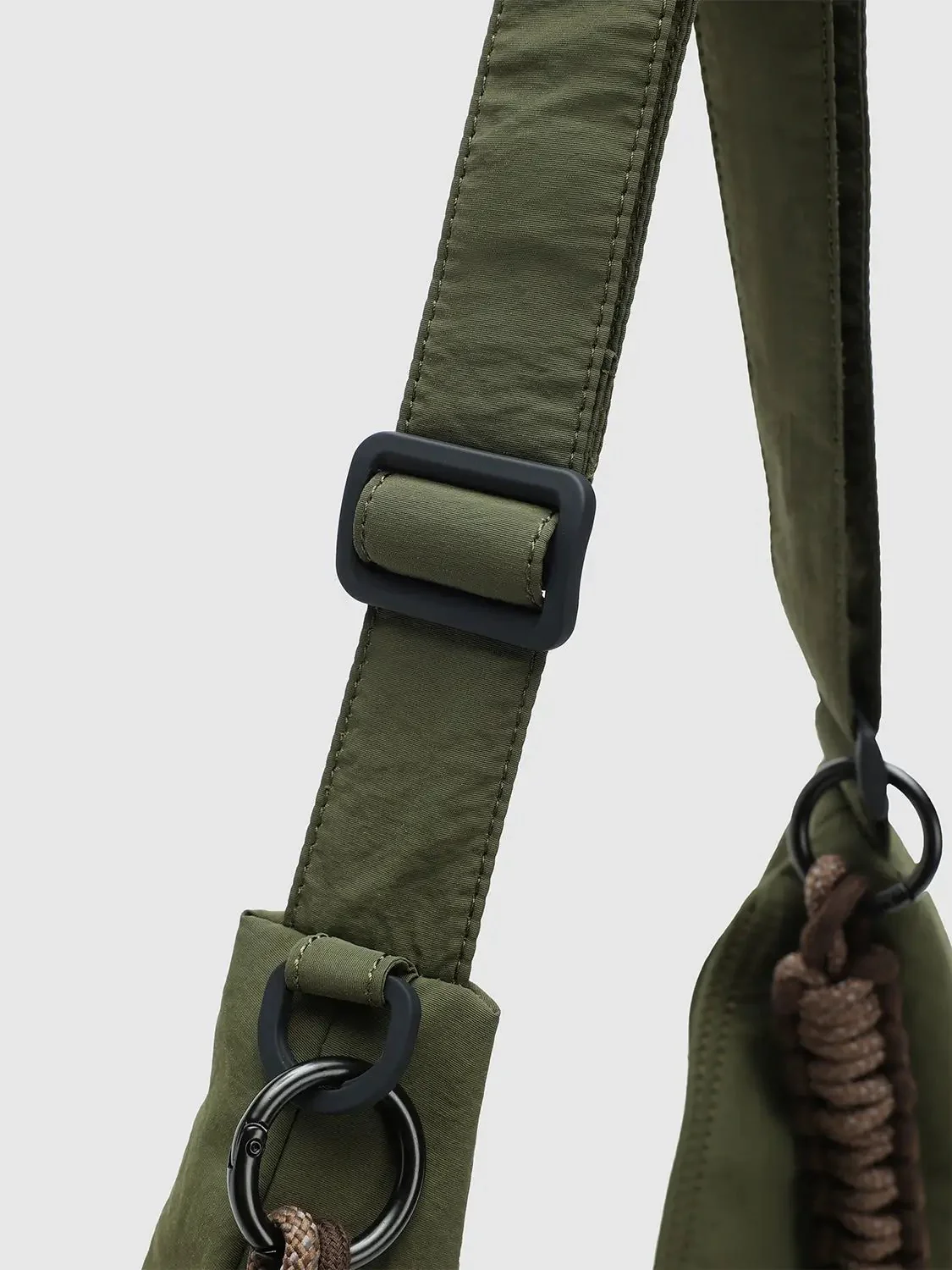 7120-oversize-shoulder-bags-6.webp Oversize Shoulder Bags