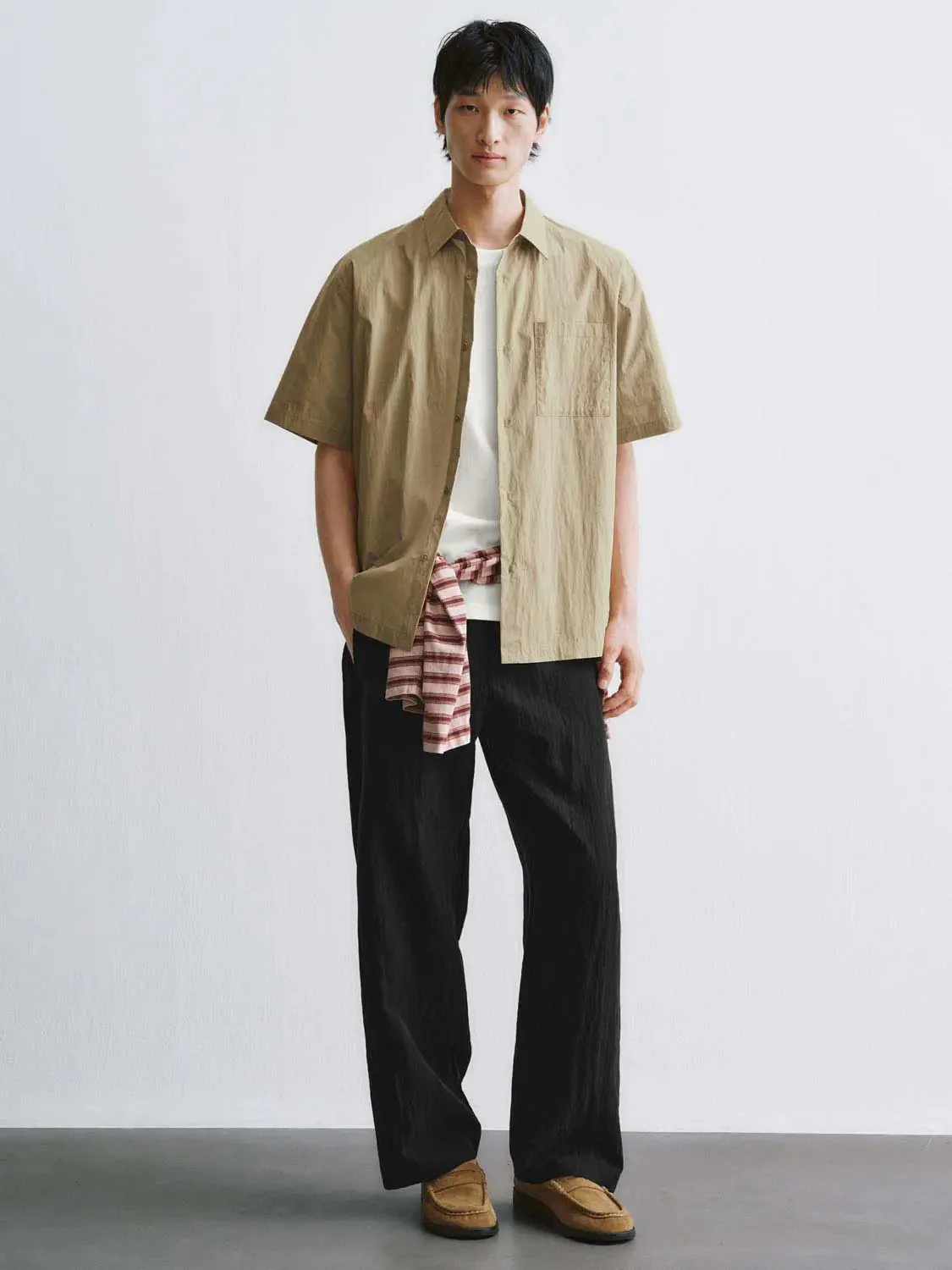 7139-short-sleeve-shirts-12.webp Short Sleeve Shirts