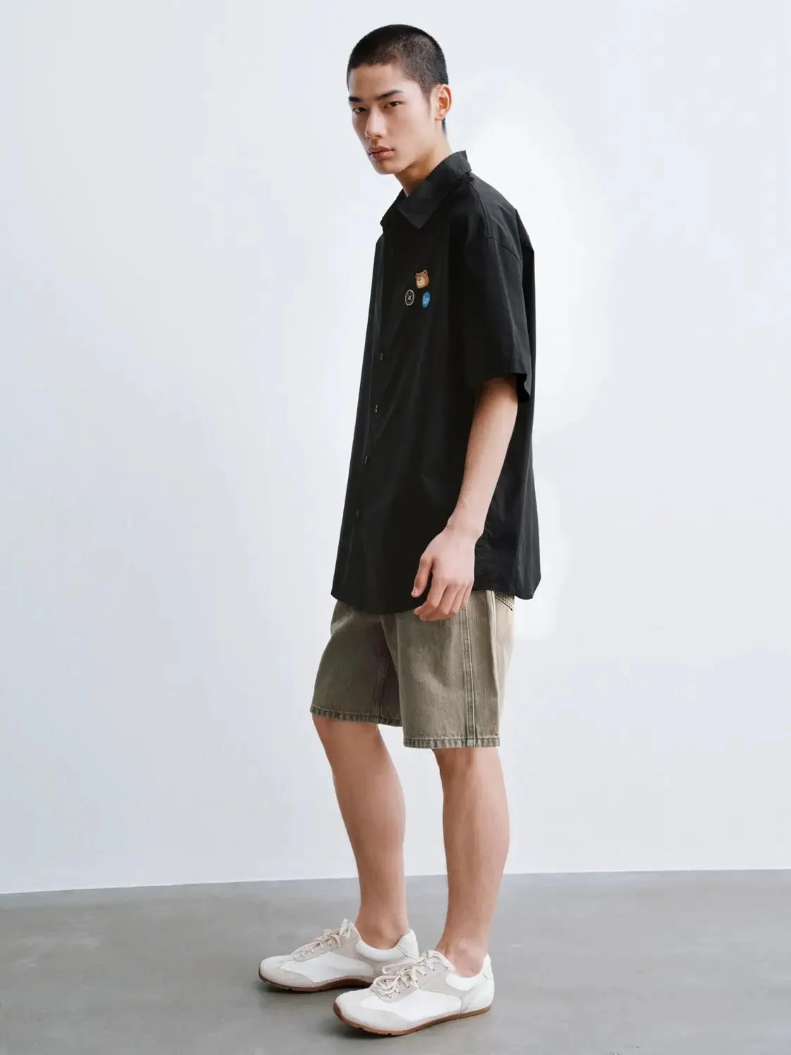 7189-embroidered-short-sleeve-t-shirts-5.webp Embroidered Short Sleeve T-Shirts
