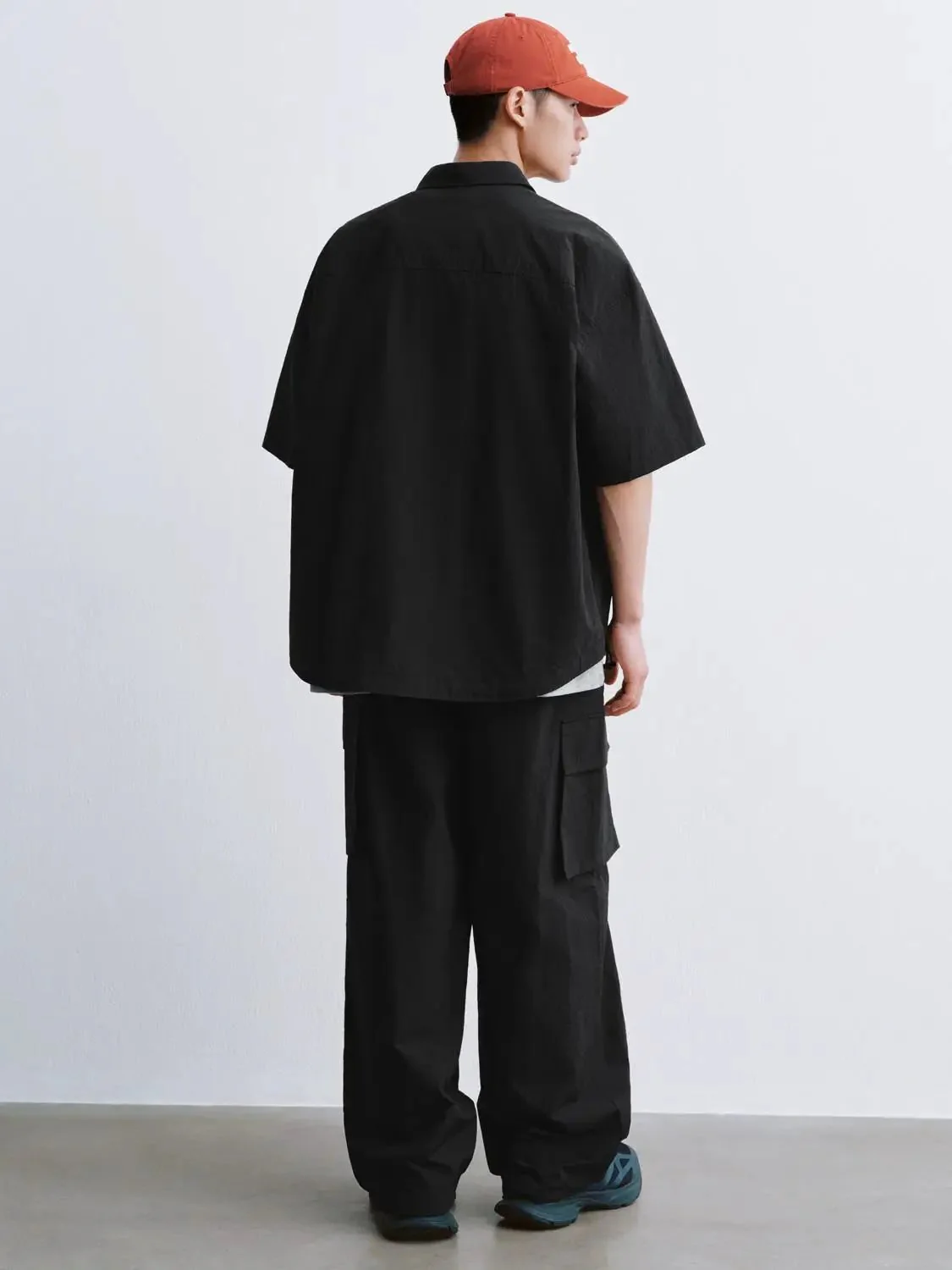 7224-flap-pocket-drawstring-straight-leg-cargo-pants-12.webp Flap Pocket Drawstring Straight Leg Cargo Pants