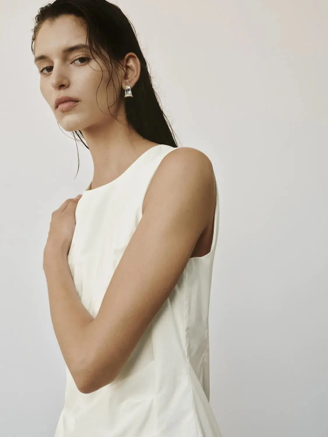 729-crew-neck-ruched-sleeveless-skater-midi-dresses-for-modern-wardrobe-3.webp Crew Neck Ruched Sleeveless Skater Midi Dresses For Modern Wardrobe