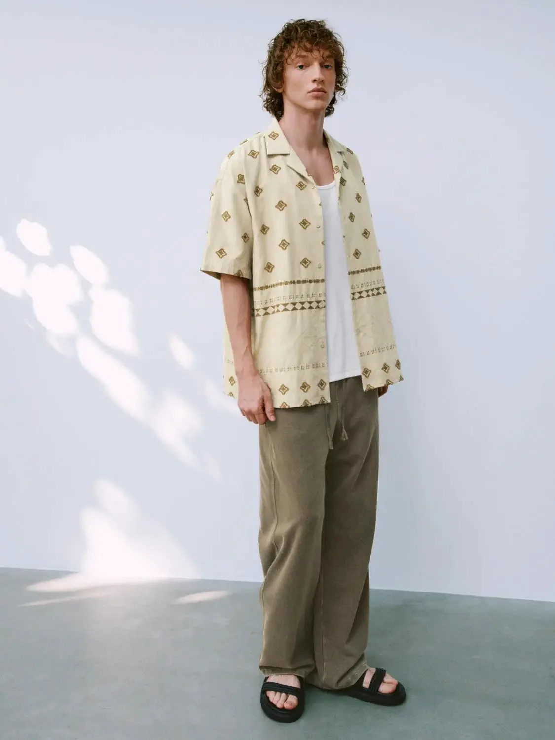 7296-printed-short-sleeve-shirts-5.webp Printed Short Sleeve Shirts