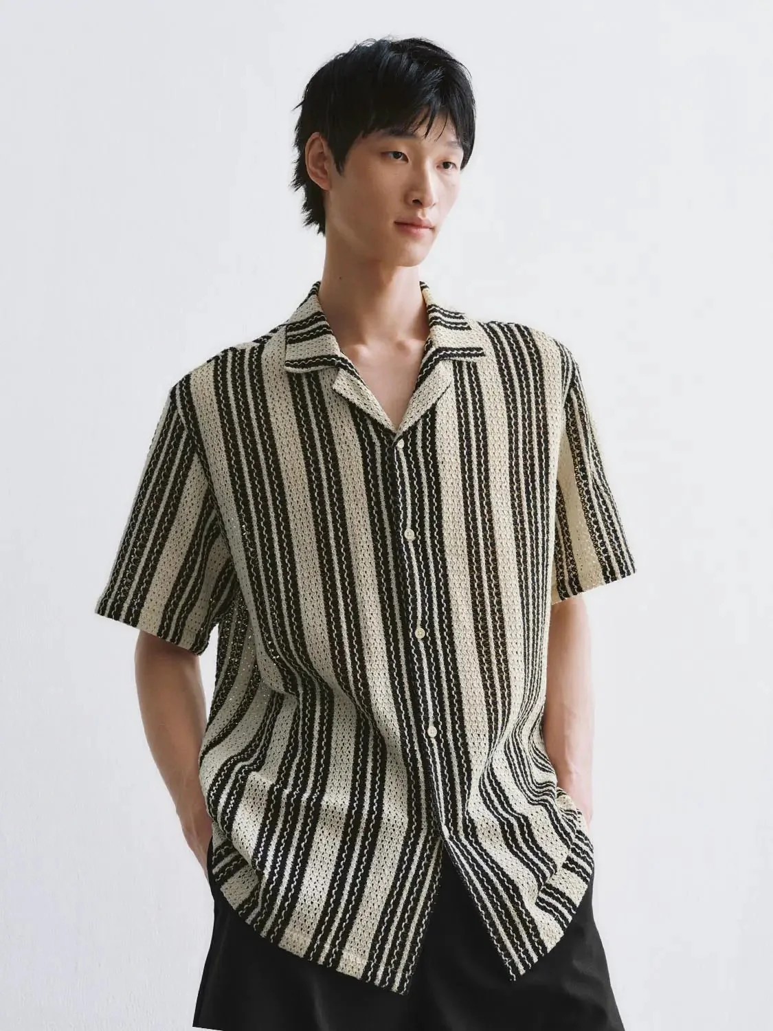 7301-striped-short-sleeve-crochet-shirts-1.webp Striped Short Sleeve Crochet Shirts