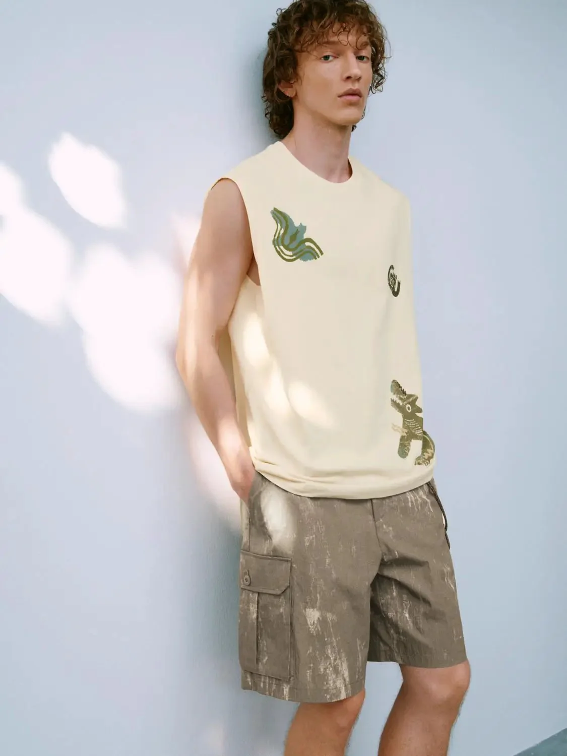 7313-cotton-printed-with-dinosaur-motif-tank-top-2.webp Cotton Printed With Dinosaur Motif Tank Top