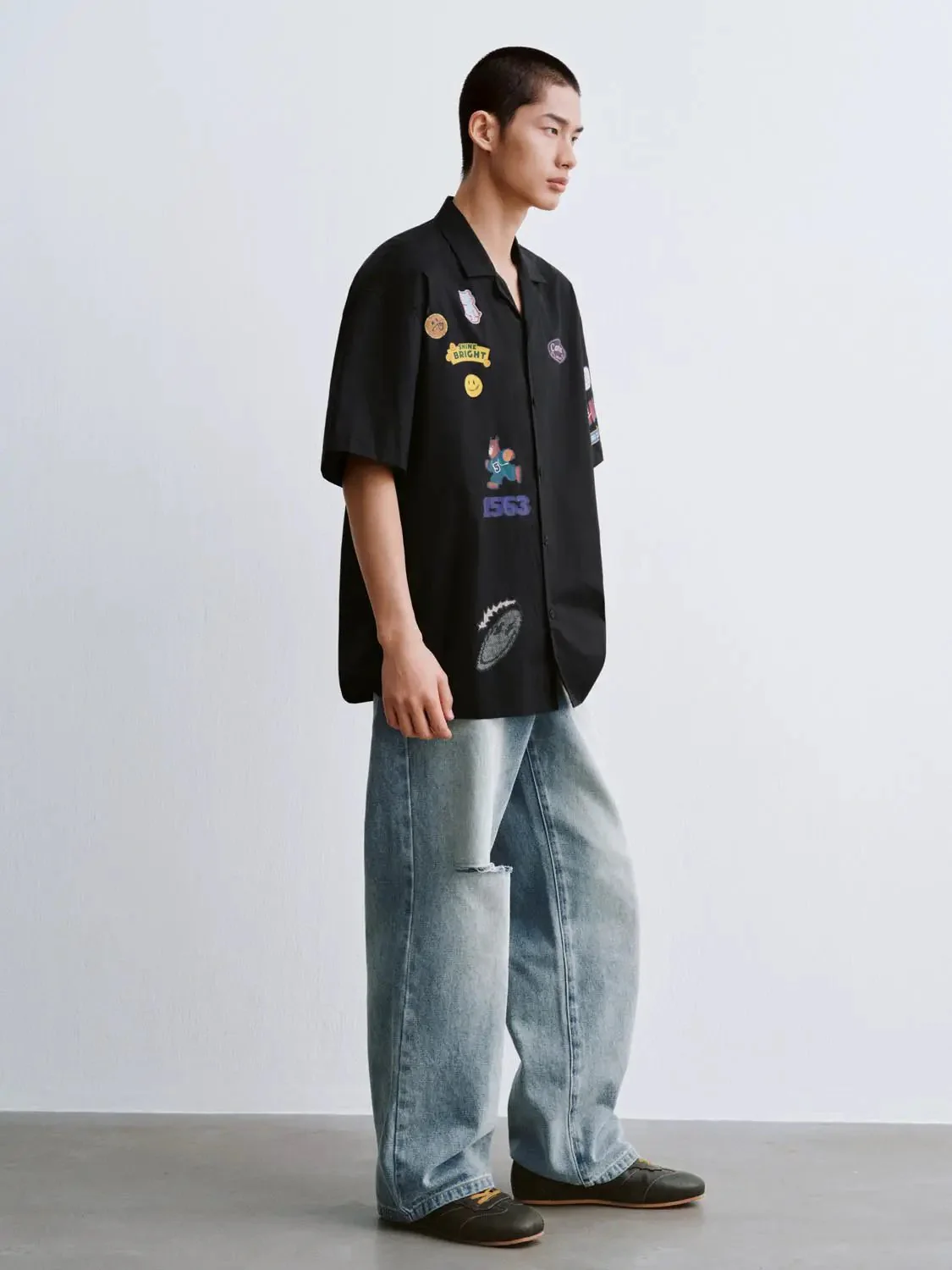 7334-printed-short-sleeve-shirts-5.webp Printed Short Sleeve Shirts