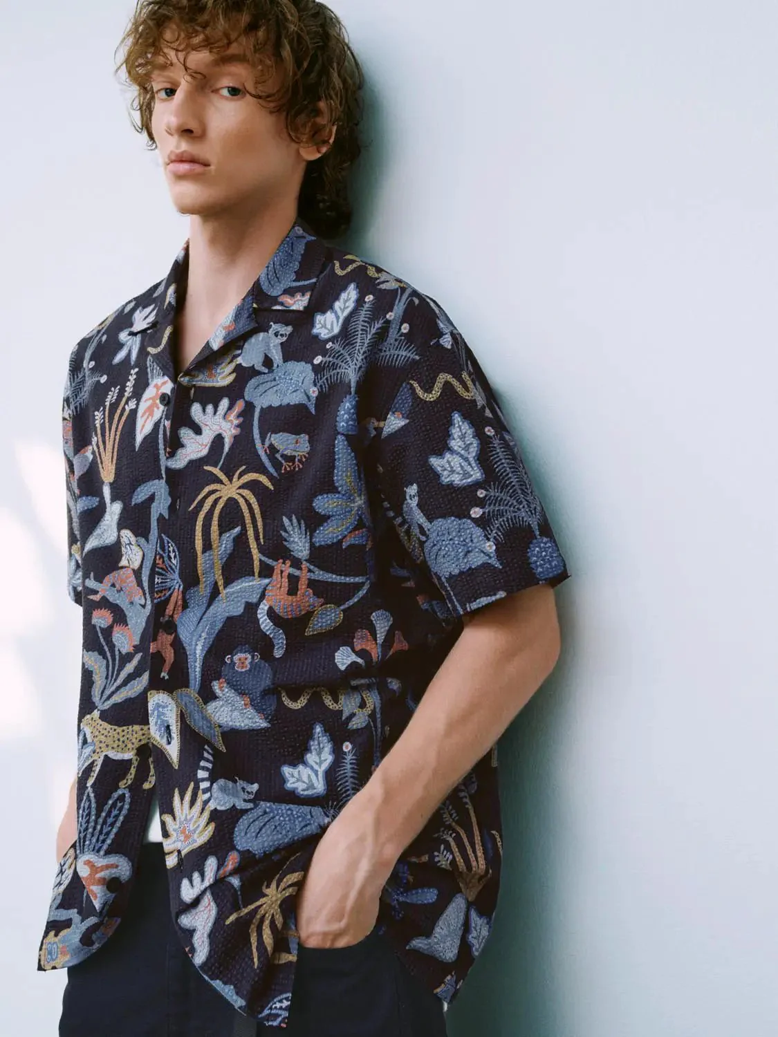 7339-printed-short-sleeve-shirts-2.webp Printed Short Sleeve Shirts