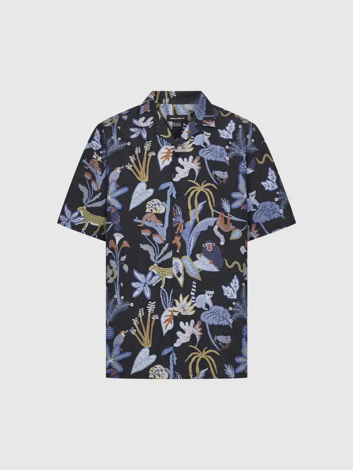 7339-printed-short-sleeve-shirts-7.webp Printed Short Sleeve Shirts