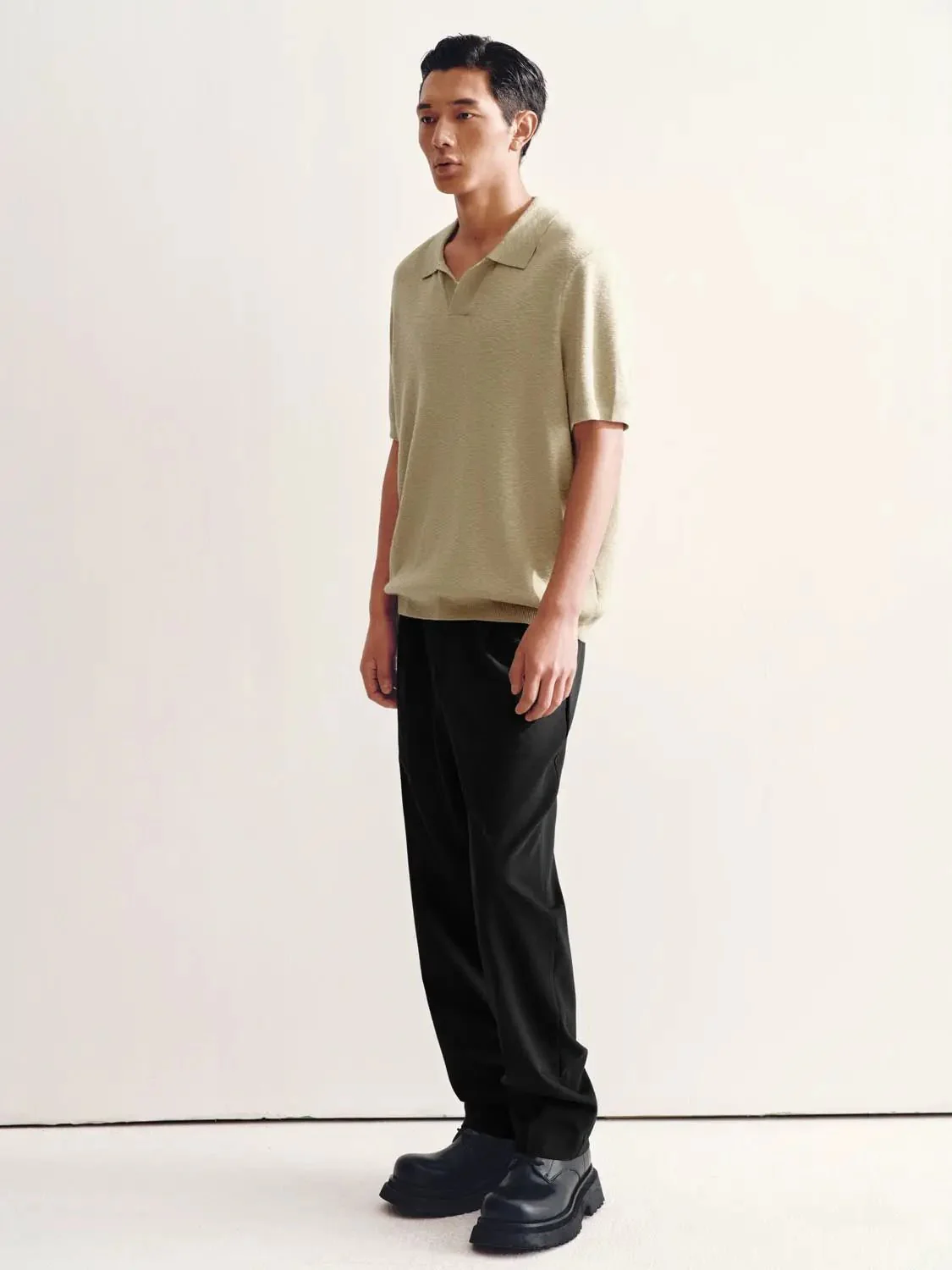 7351-polo-neck-short-sleeve-knitted-t-shirts-5.webp Polo Neck Short Sleeve Knitted T-Shirts