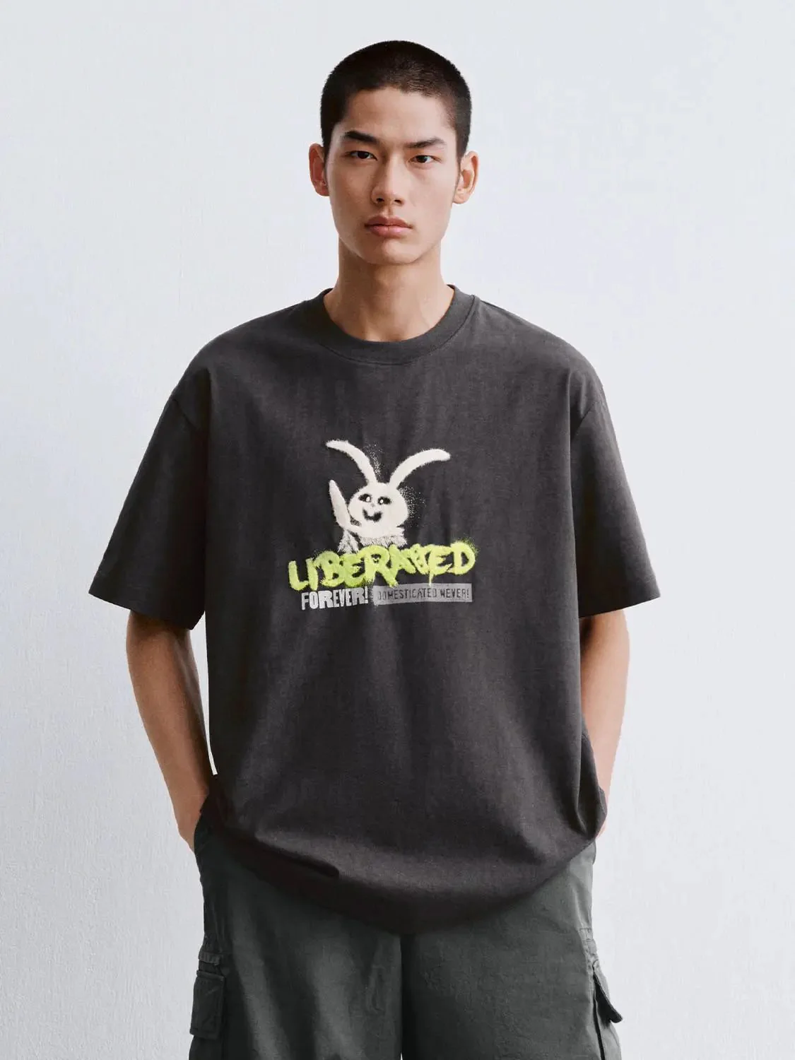7396-cotton-blend-graphic-bunny-print-crew-neck-t-shirt-9.webp Cotton Blend Graphic Bunny Print Crew Neck T Shirt
