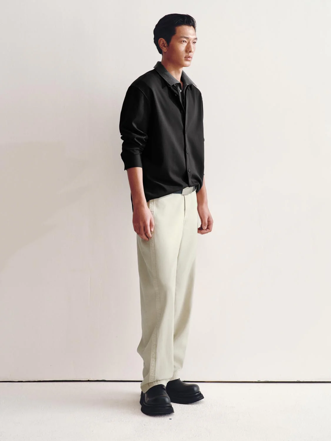 7424-seamed-barrel-leg-jeans-7.webp Seamed Barrel Leg Jeans