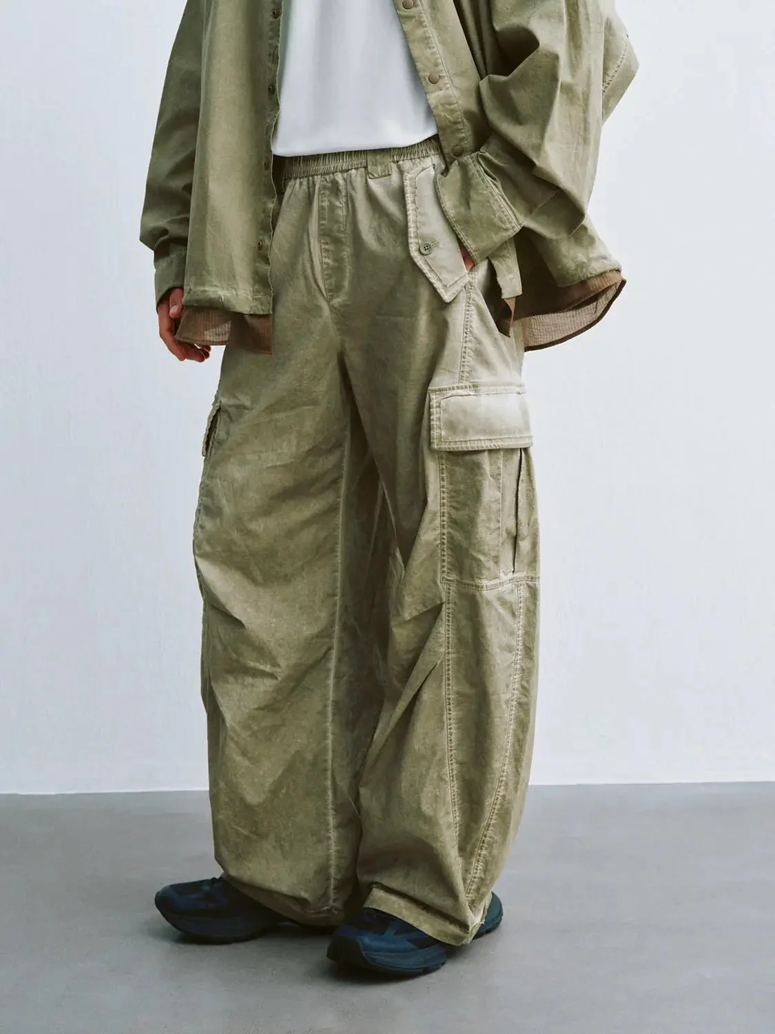 7500-flap-pocket-pull-on-drawstring-barrel-leg-pants-3.webp Flap Pocket Pull On Drawstring Barrel Leg Pants
