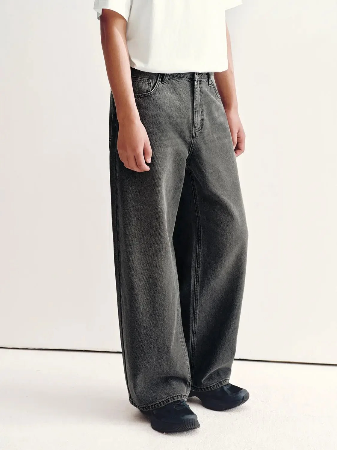7556-washed-wide-leg-jeans-3.webp Washed Wide Leg Jeans