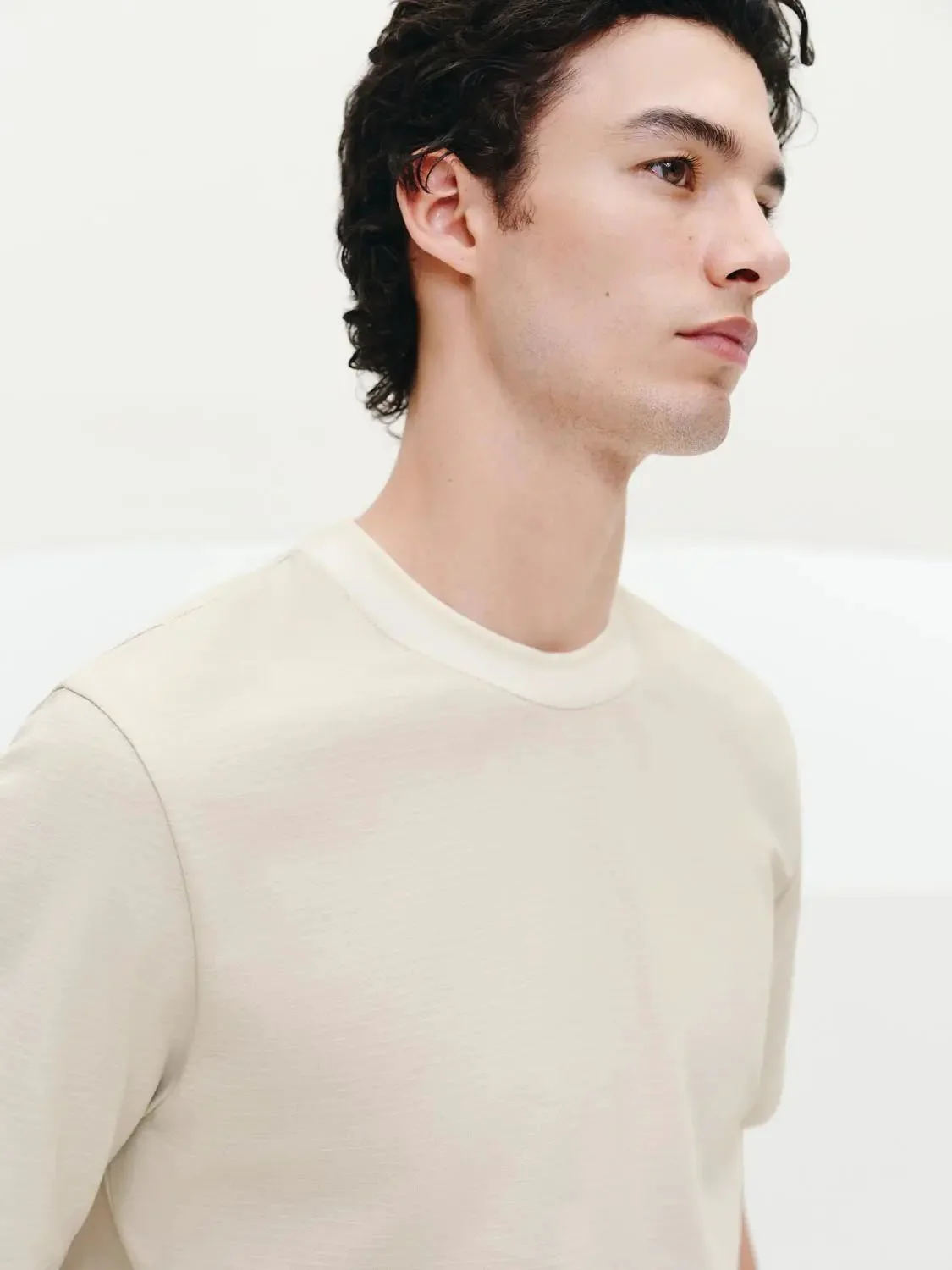 7574-cotton-knit-crew-neck-with-subtle-stretch-t-shirt-3.webp Cotton Knit Crew Neck With Subtle Stretch T Shirt