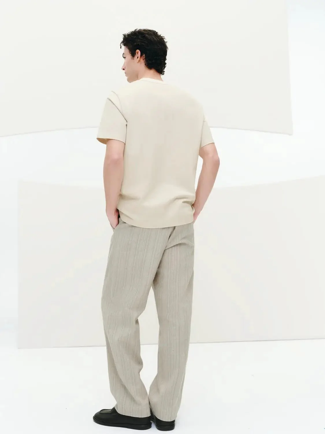 7574-cotton-knit-crew-neck-with-subtle-stretch-t-shirt-6.webp Cotton Knit Crew Neck With Subtle Stretch T Shirt