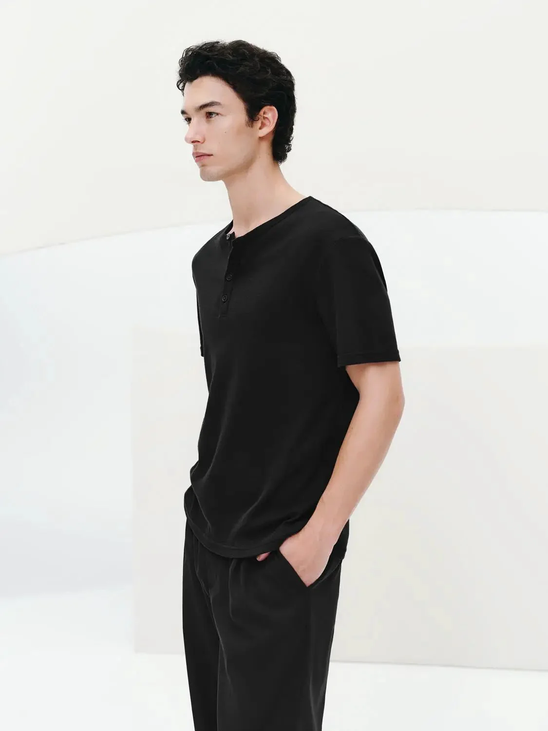 7581-linen-cotton-blend-henley-neck-relaxed-fit-t-shirt-2.webp Linen Cotton Blend Henley Neck Relaxed Fit T Shirt