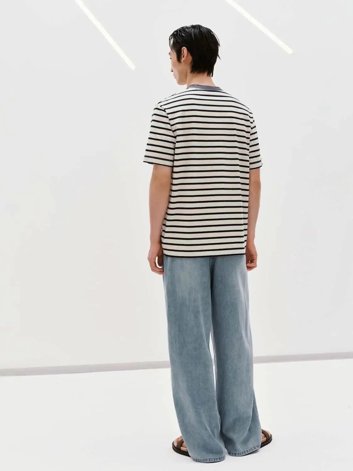 7594-cotton-crew-neck-contrast-striped-t-shirt-6.webp Cotton Crew Neck Contrast Striped T Shirt