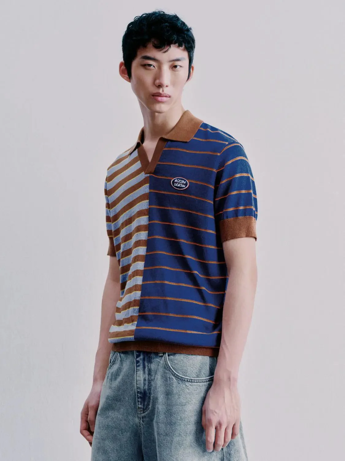 7626-polo-neck-contrast-spliced-knitted-t-shirts-2.webp Polo Neck Contrast Spliced Knitted T-Shirts