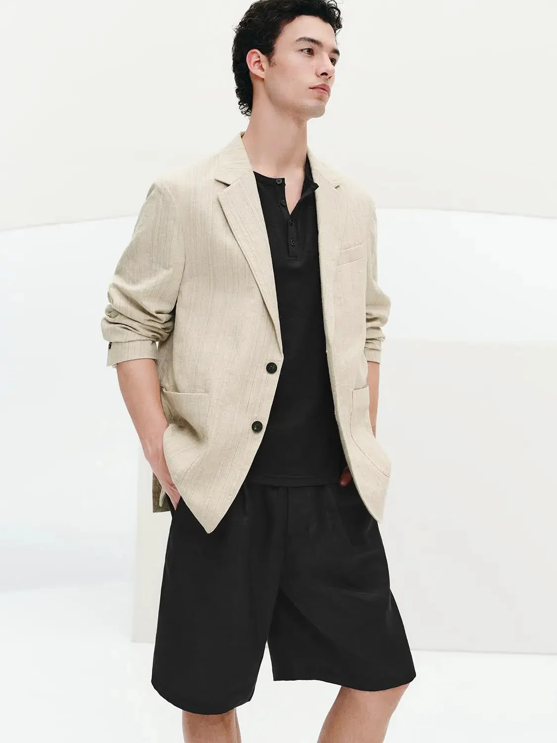 Linen Blend Pleat Detail Shorts