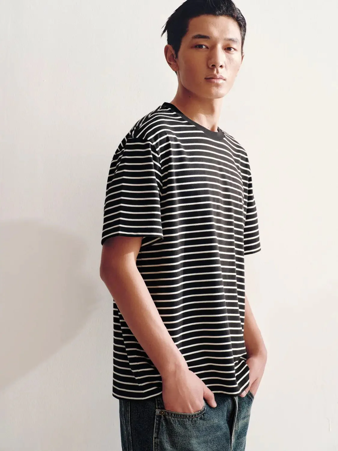 7687-crew-neck-cotton-blend-contrast-striped-t-shirt-10.webp Crew Neck Cotton Blend Contrast Striped T Shirt