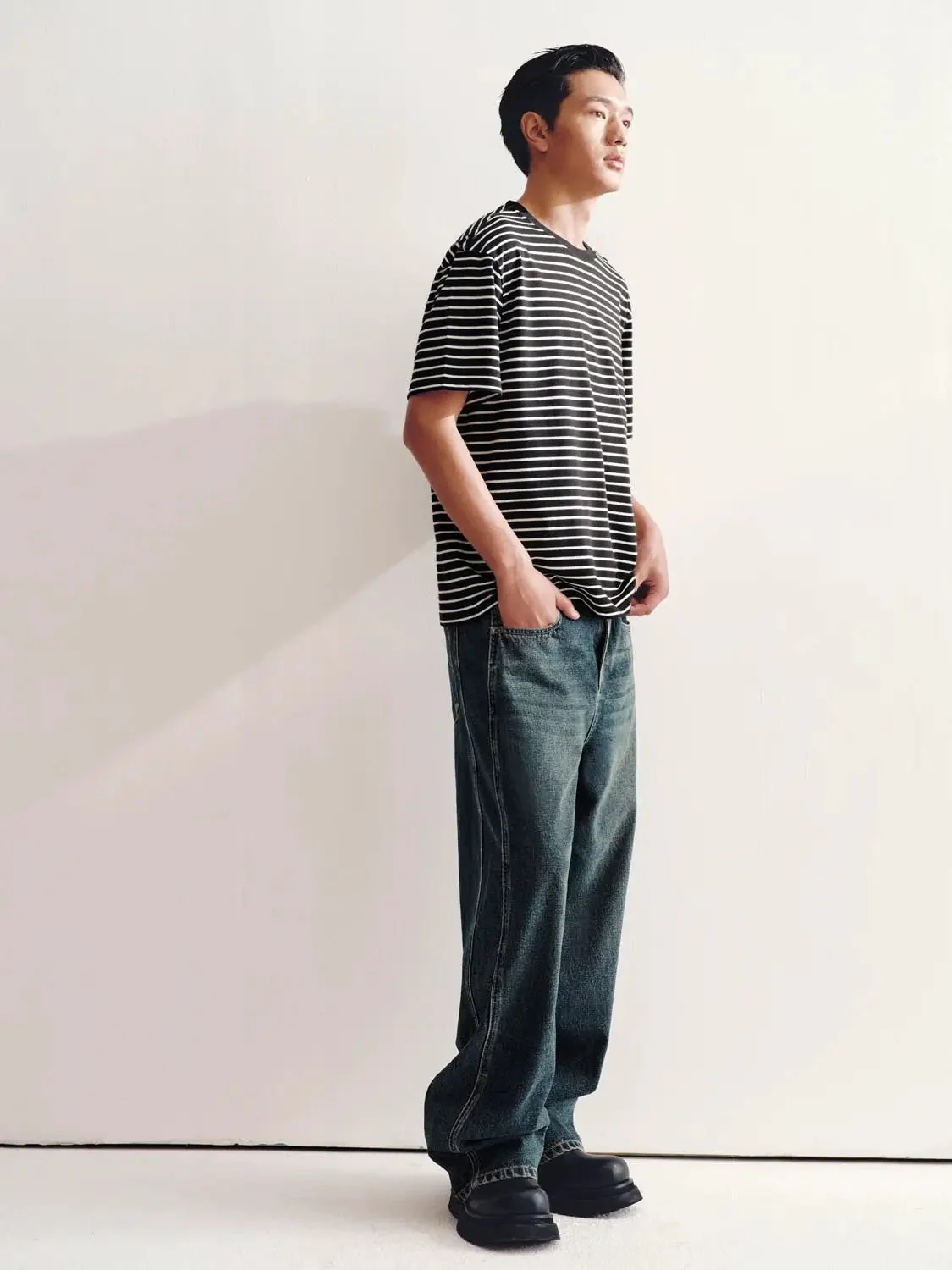 7687-crew-neck-cotton-blend-contrast-striped-t-shirt-13.webp Crew Neck Cotton Blend Contrast Striped T Shirt