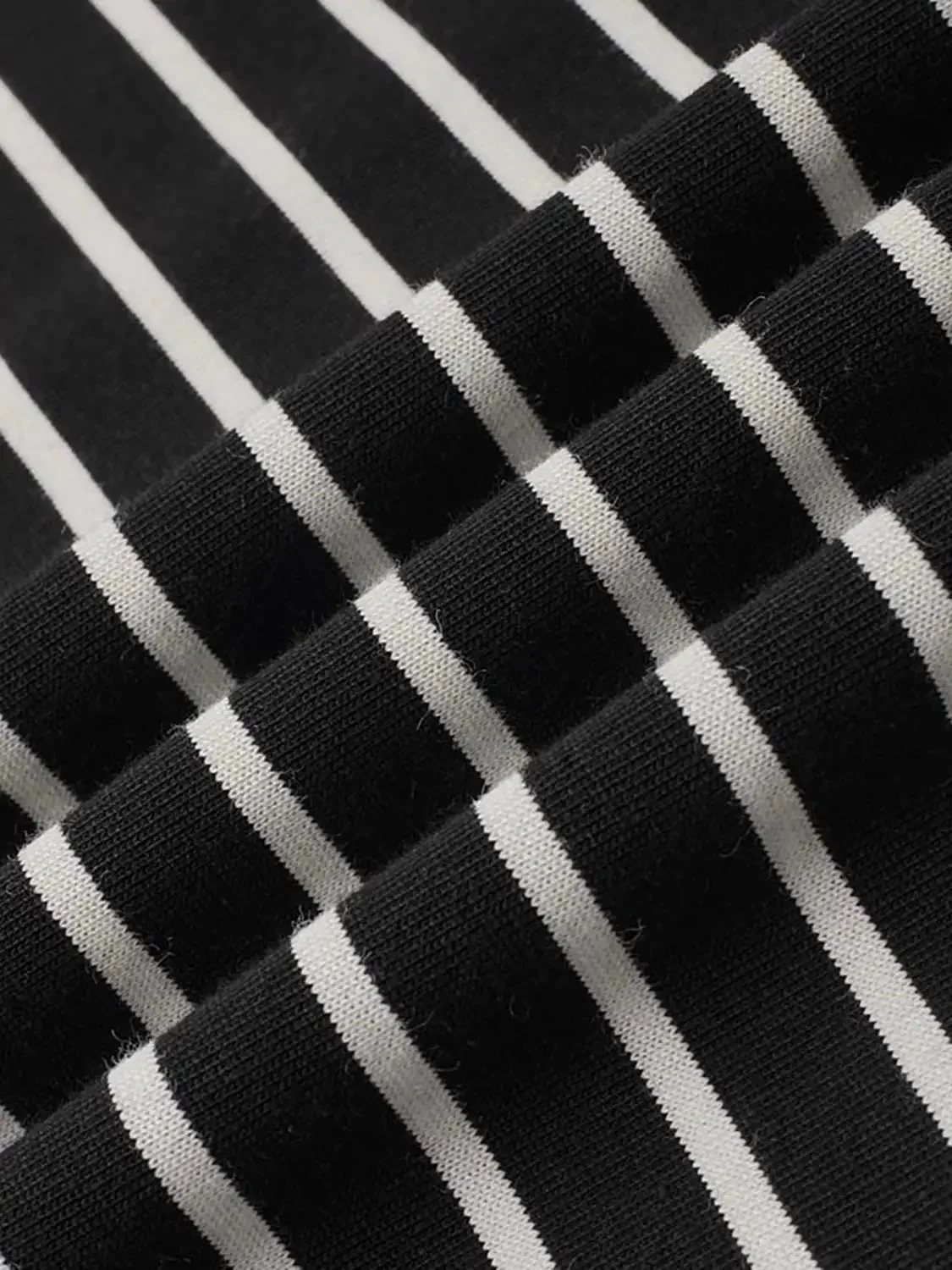 7687-crew-neck-cotton-blend-contrast-striped-t-shirt-16.webp Crew Neck Cotton Blend Contrast Striped T Shirt