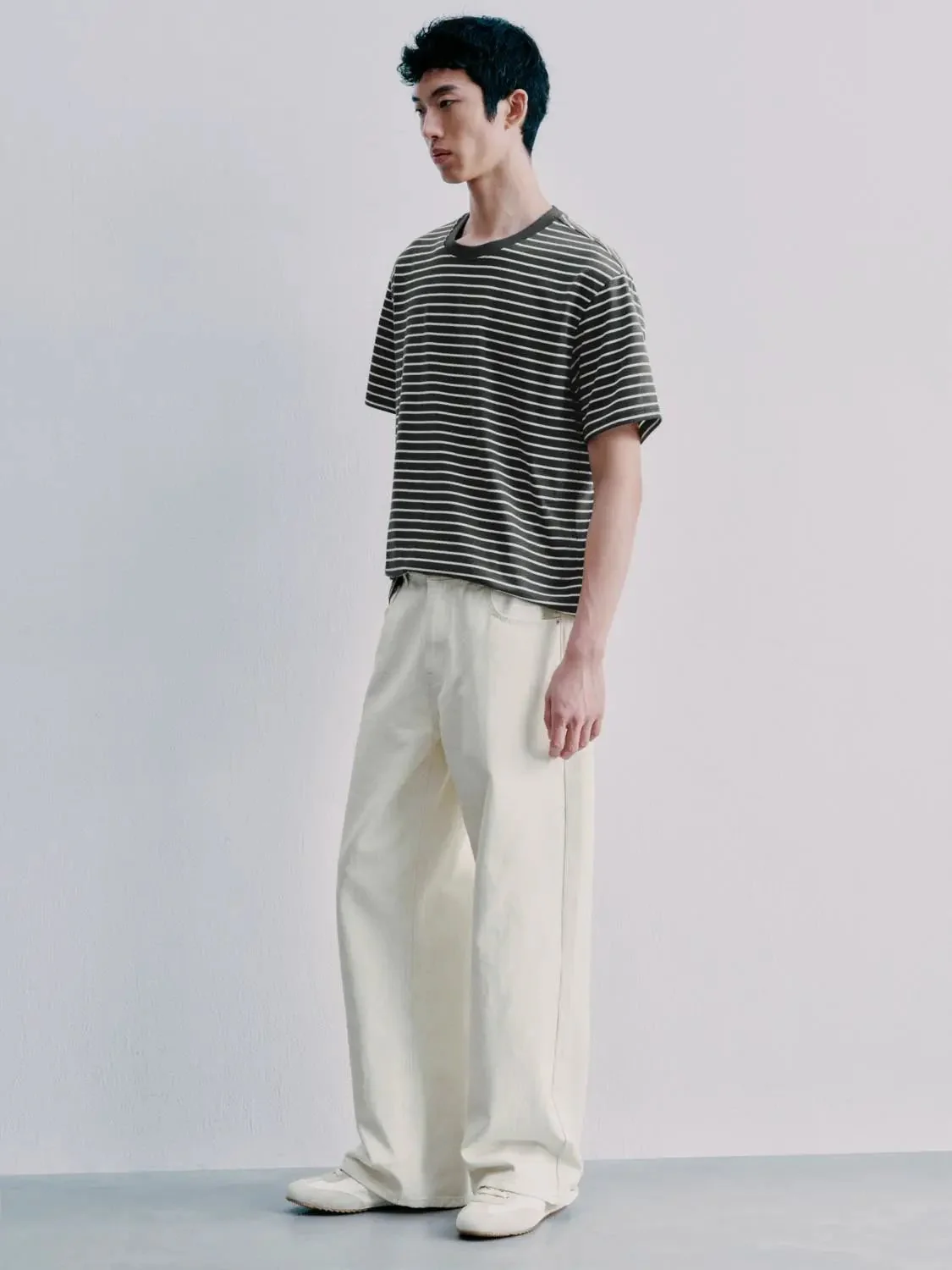 7687-crew-neck-cotton-blend-contrast-striped-t-shirt-20.webp Crew Neck Cotton Blend Contrast Striped T Shirt