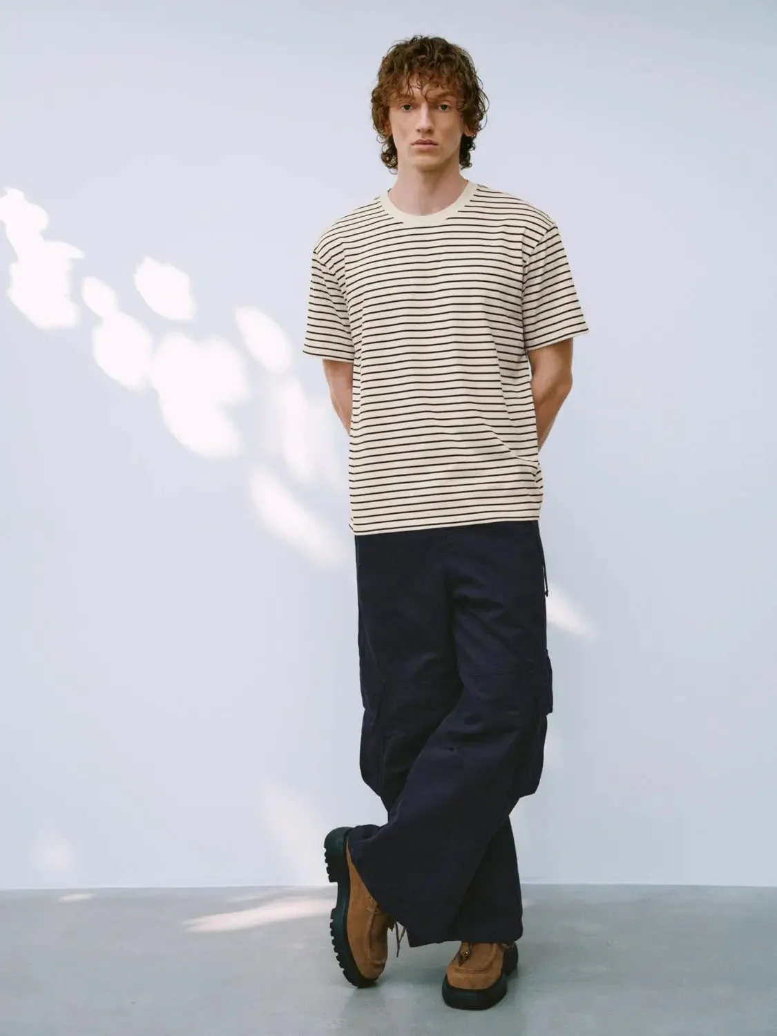 7687-crew-neck-cotton-blend-contrast-striped-t-shirt-4.webp Crew Neck Cotton Blend Contrast Striped T Shirt