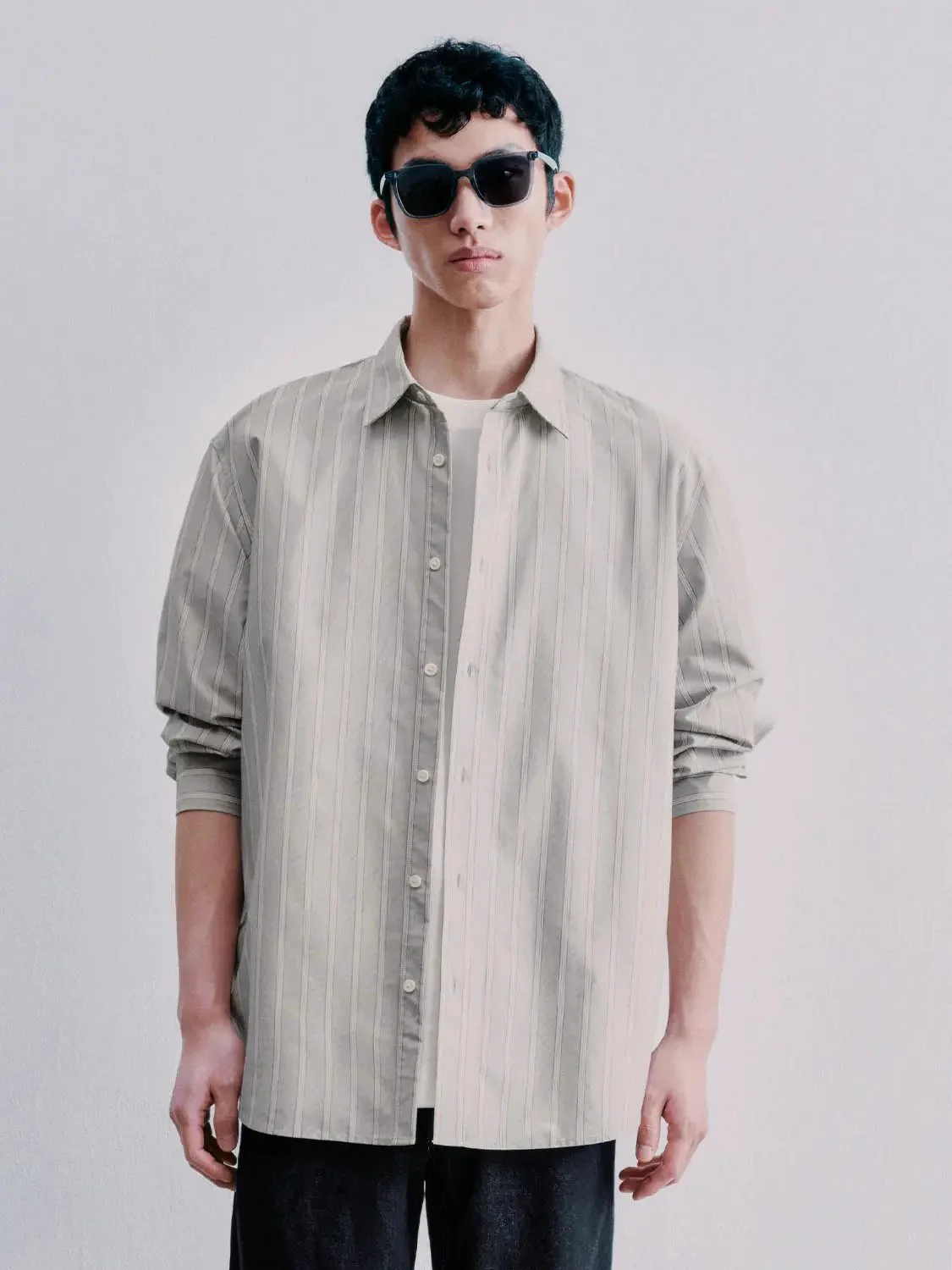 7708-striped-loose-fit-shirts-1.webp Striped Loose-Fit Shirts