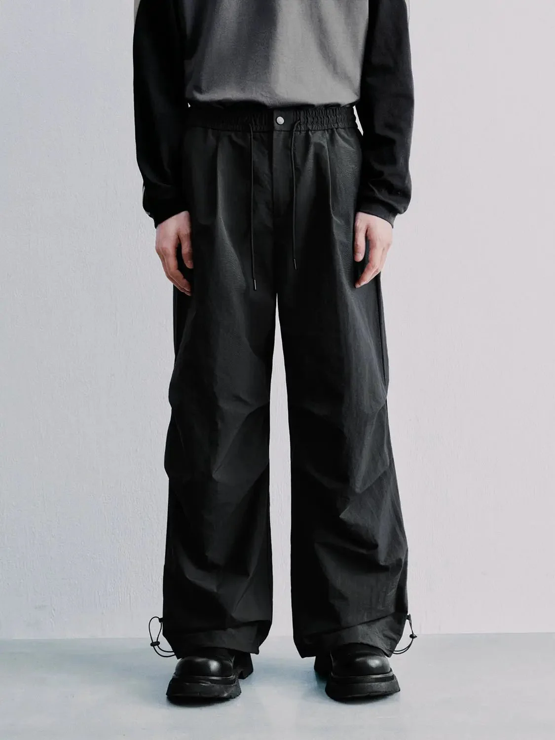 7736-ruched-wide-leg-cargo-pants-1.webp Ruched Wide Leg Cargo Pants