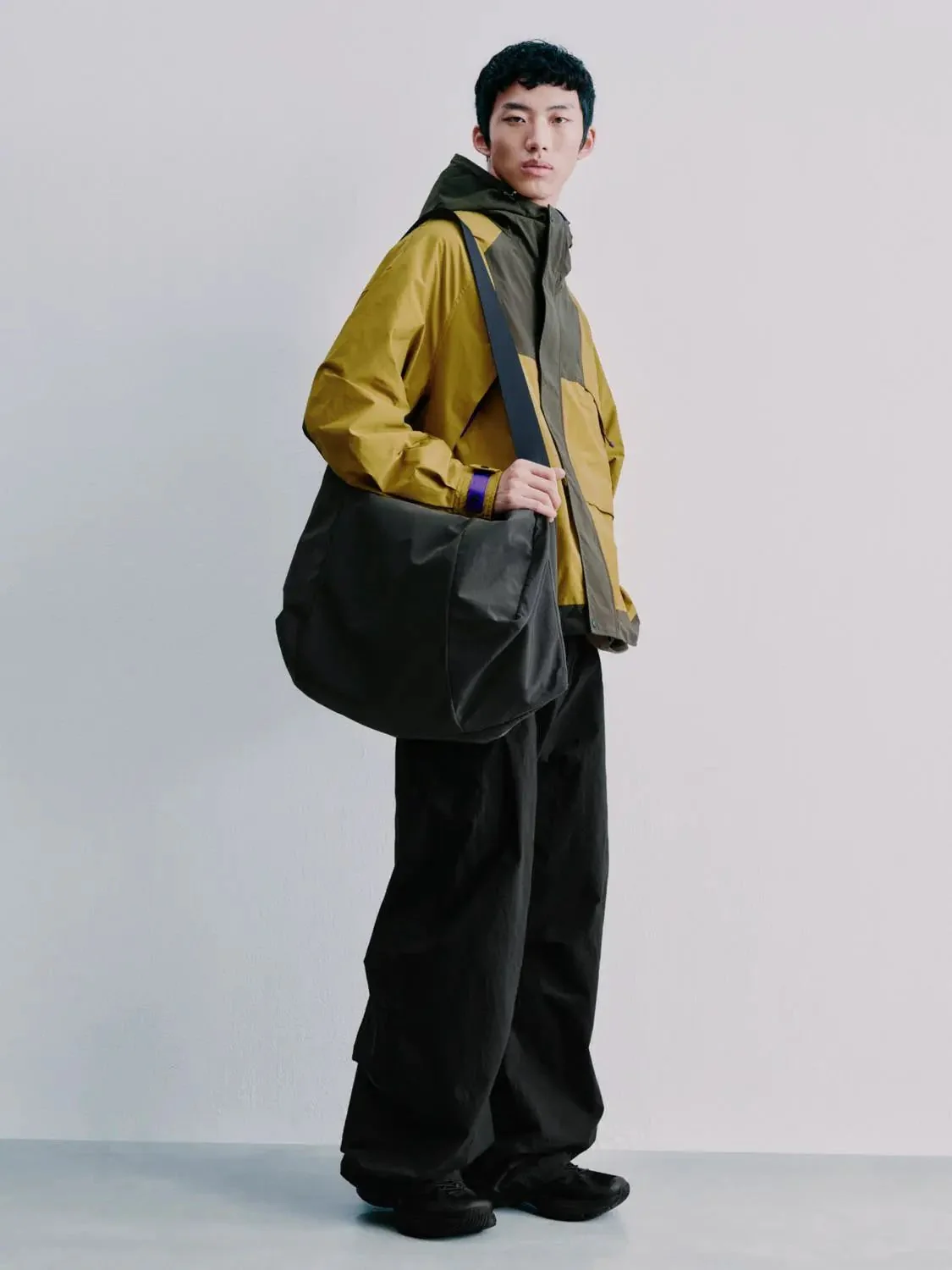 7742-pleated-barrel-leg-pants-6.webp Pleated Barrel Leg Pants